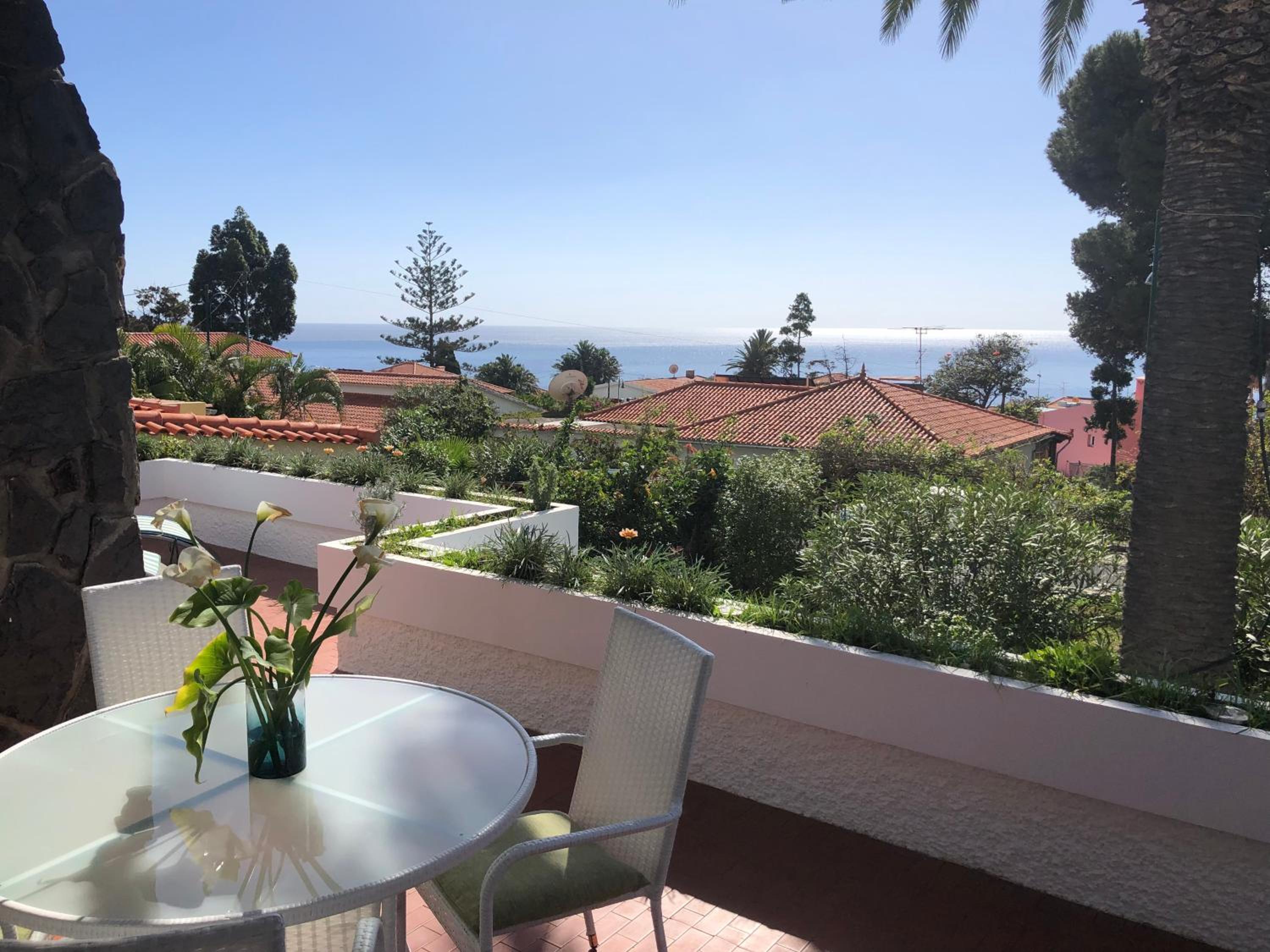 Casa Palmeira - Ferienhaus mit Meerblick view 3