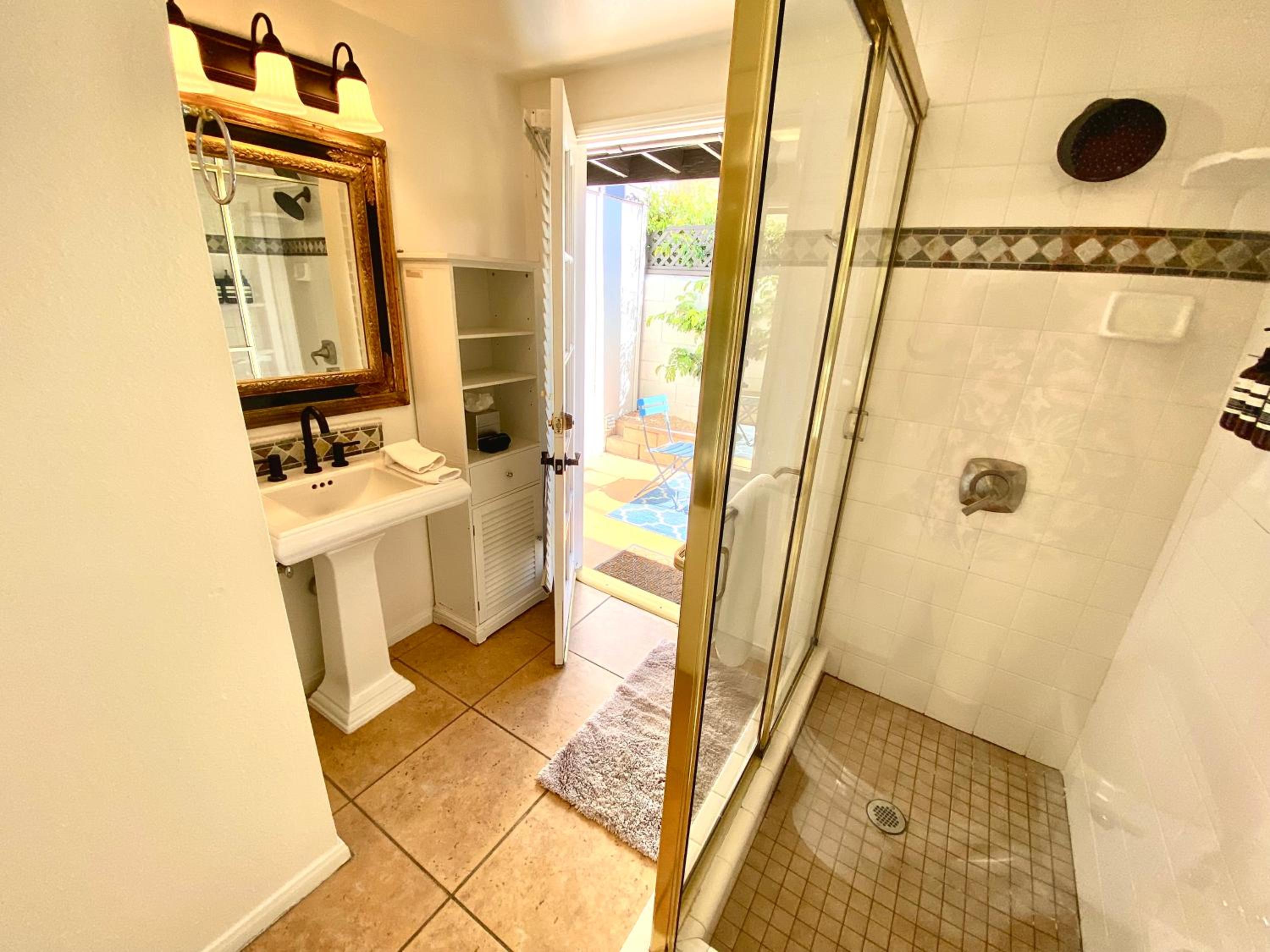 Palm Springs Vacations - Old Ranch Inn - Adults Only 21  Up - Property Image 10