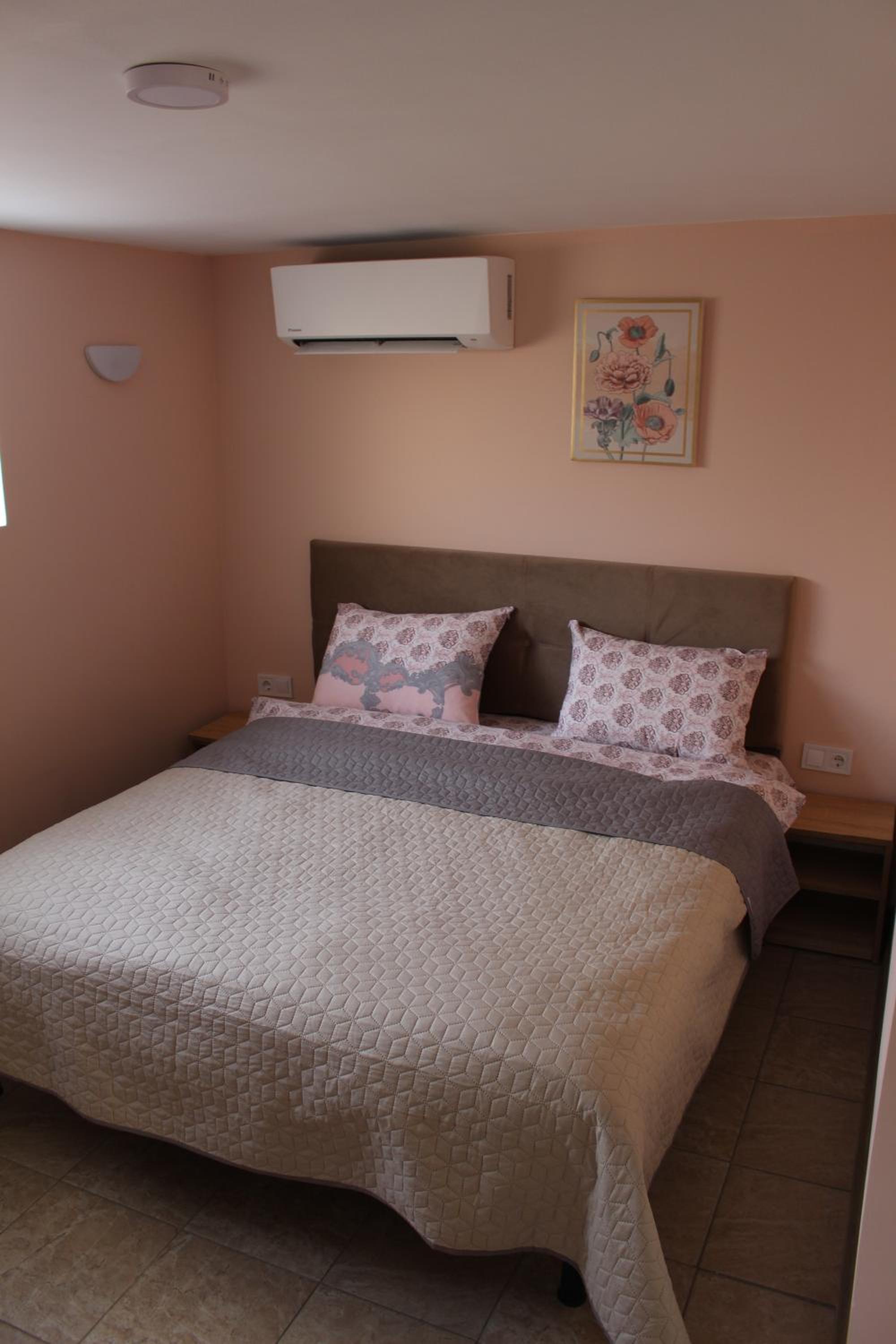 Apartment Raya