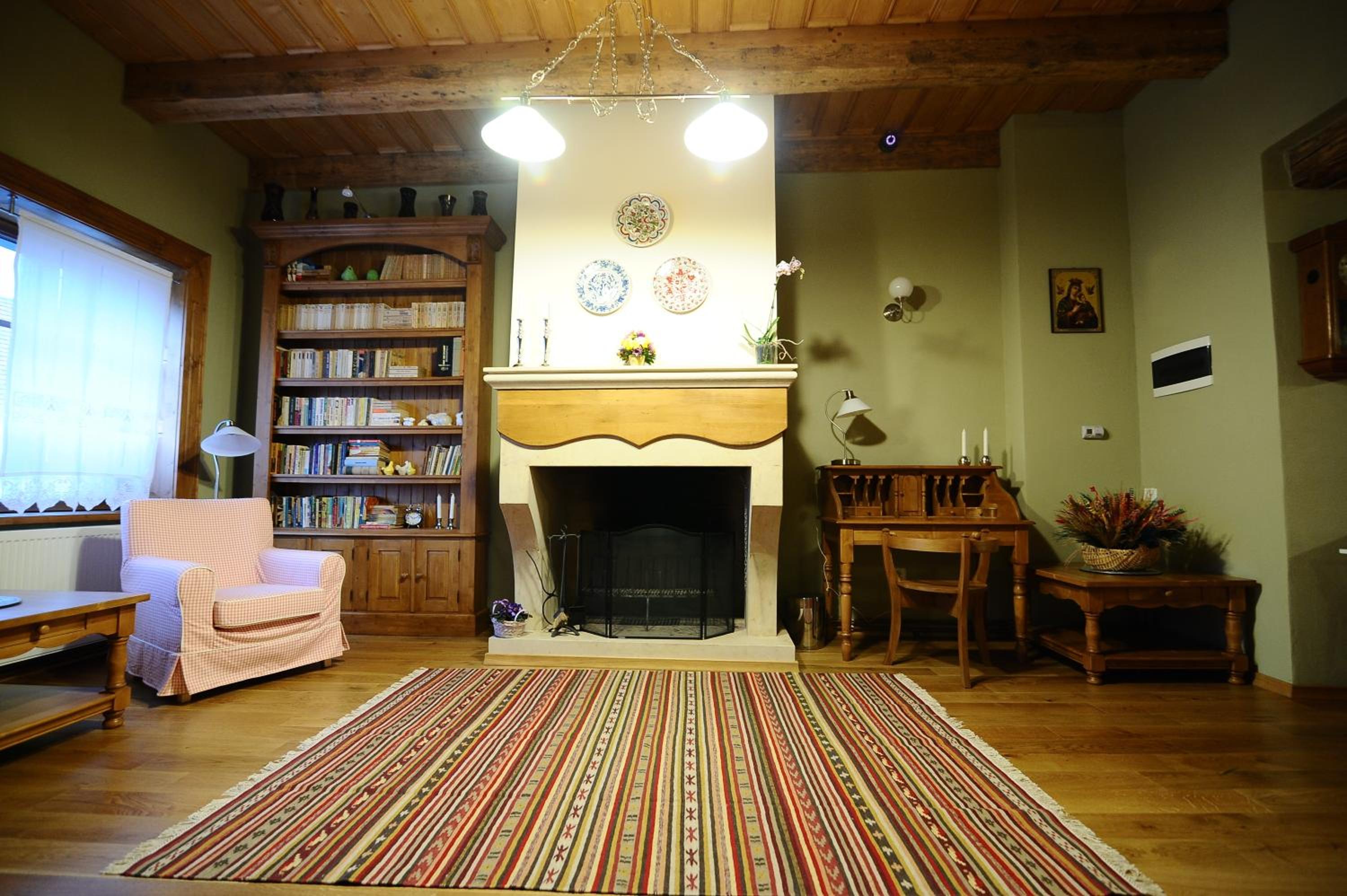 Photo 32