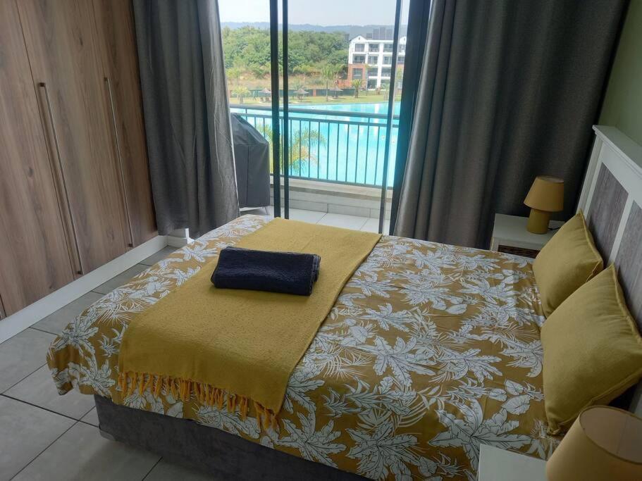 Breathtaking Lagoon View Apartment @ The Blyde1531