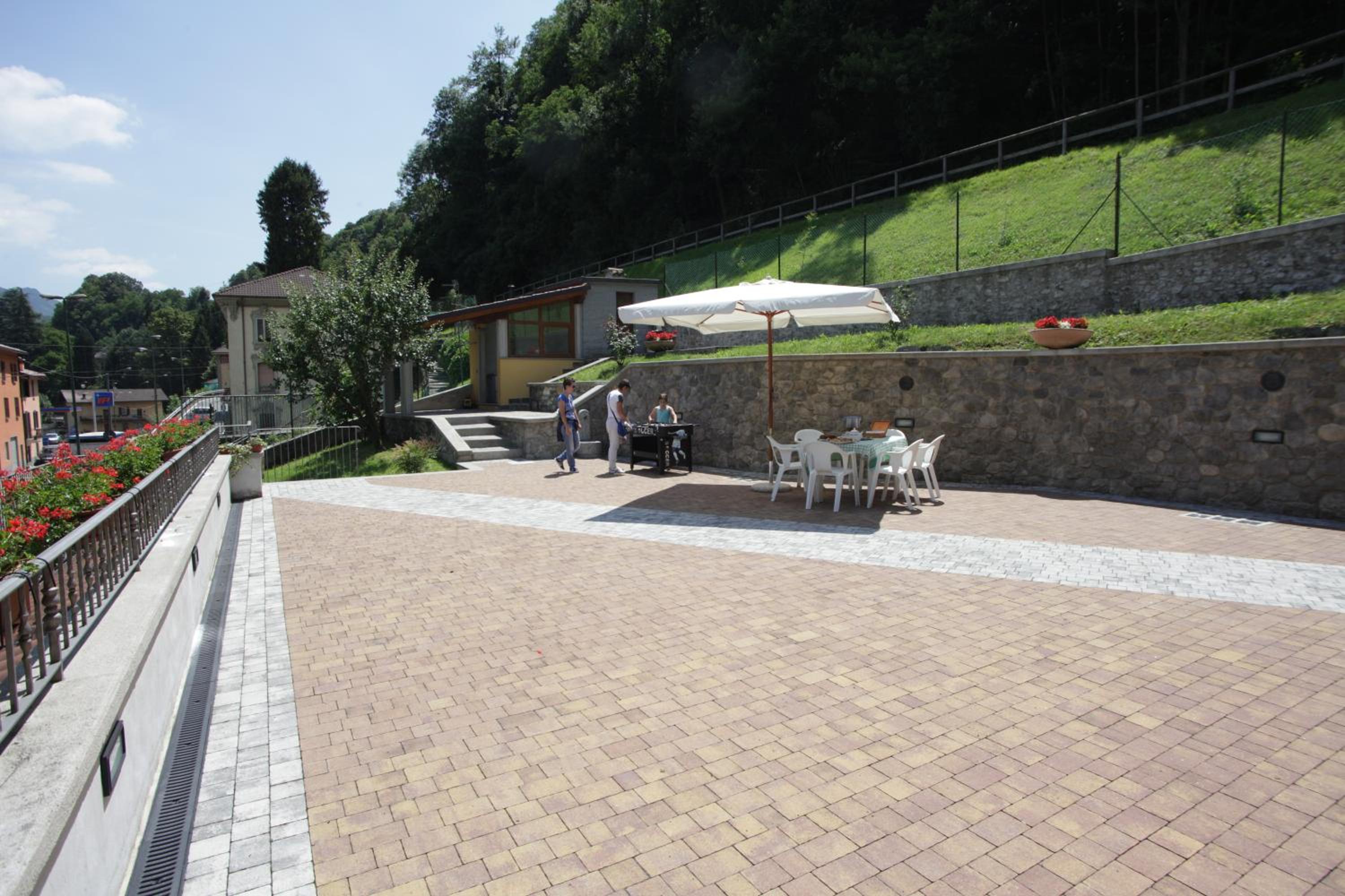 Photo 13