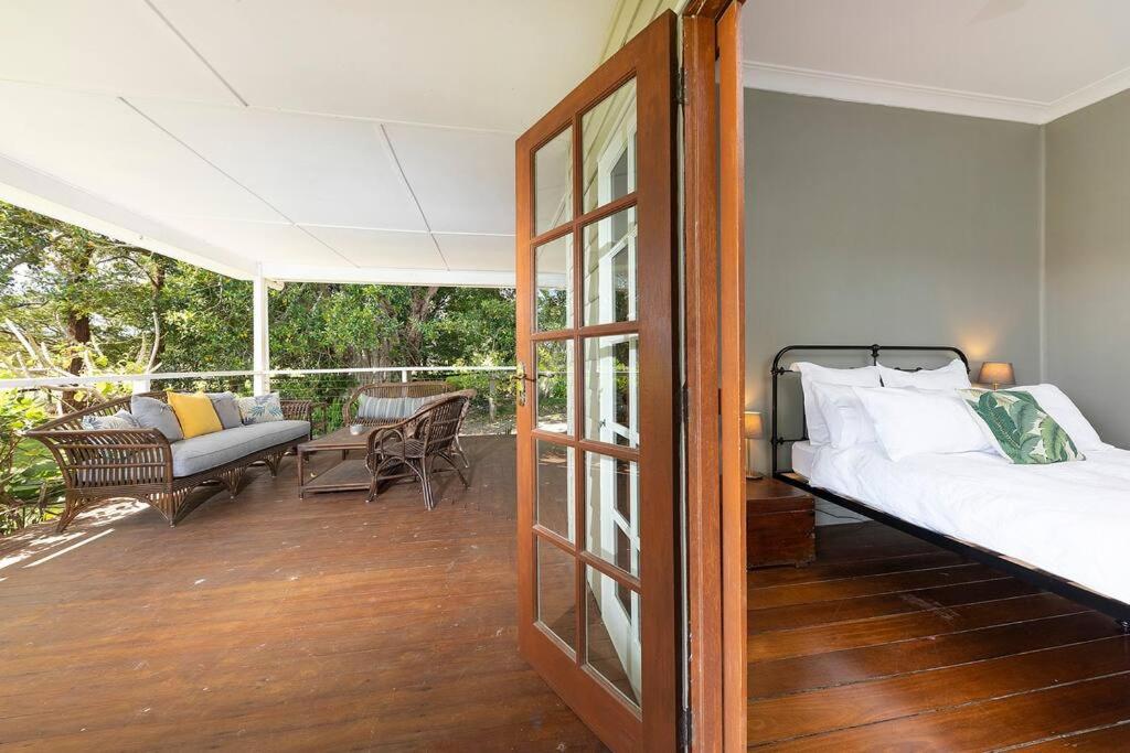 Katandra Homestead, farm on the lake, close to beaches and national park
