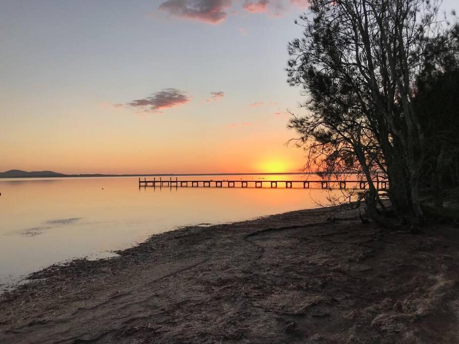 Katandra Homestead, farm on the lake, close to beaches and national park