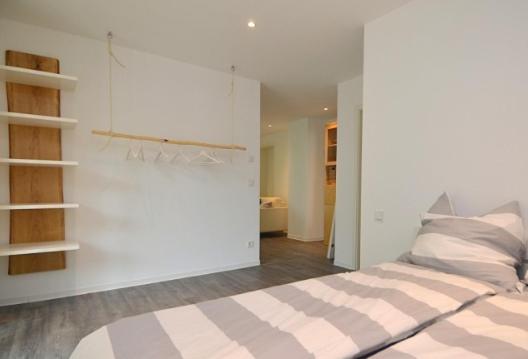 Ferienwohnung stadtnah mit Weinbergblick view 5