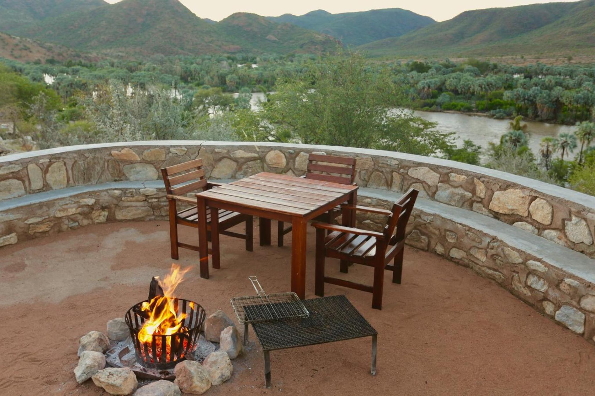 Kapika Waterfall Lodge