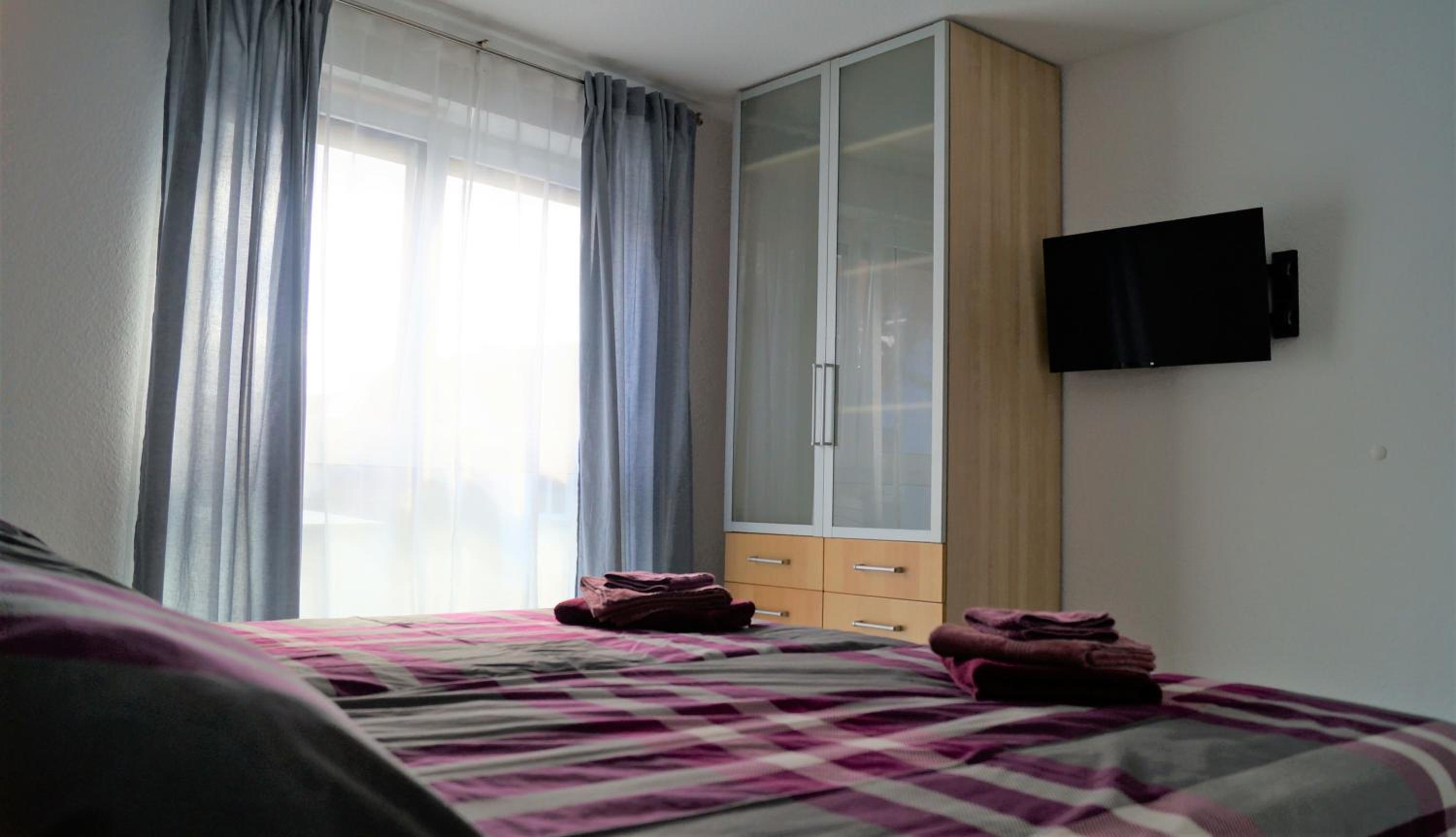 Flat11 4-Zi Wohnung Messe Karlsruhe view 3