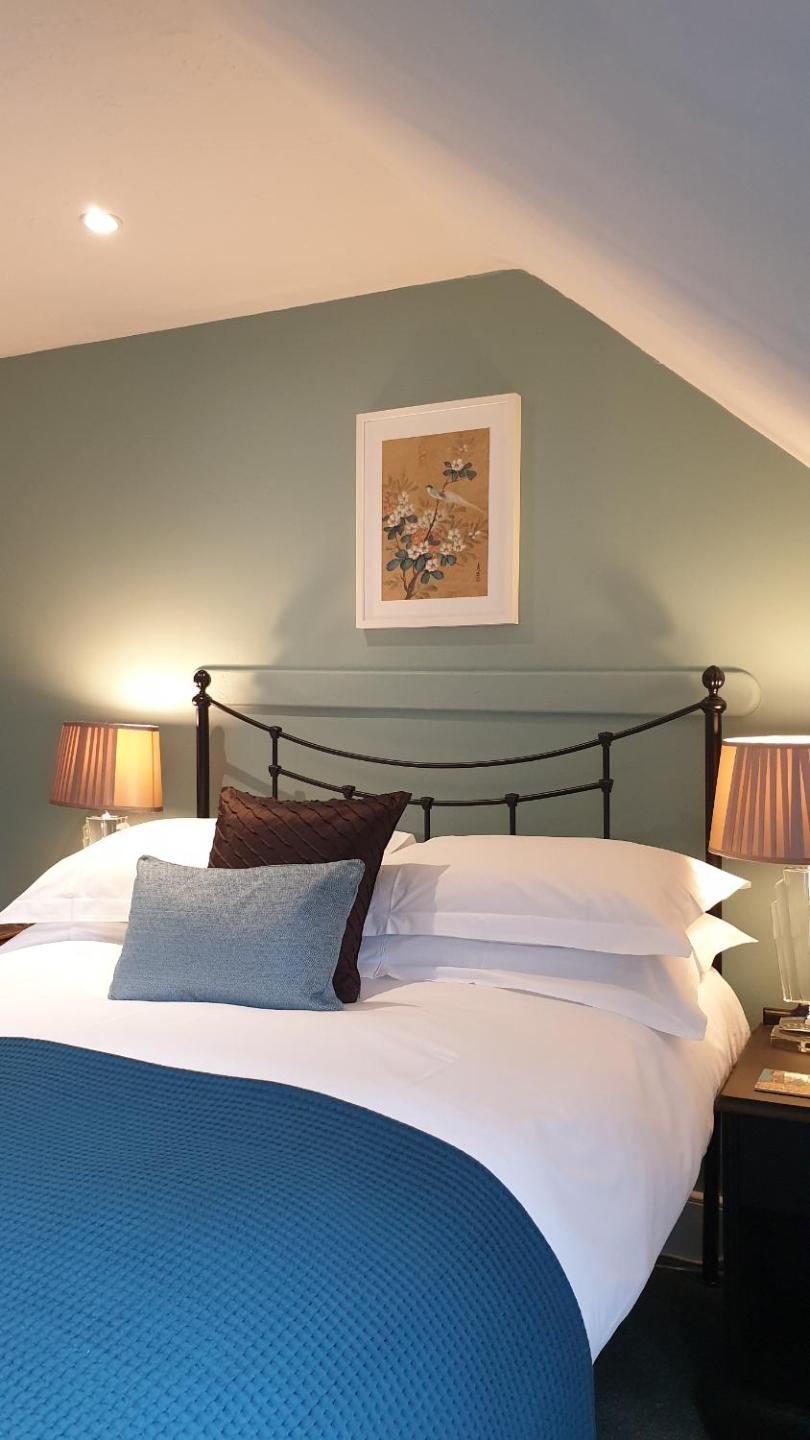 Starlings Guest House
