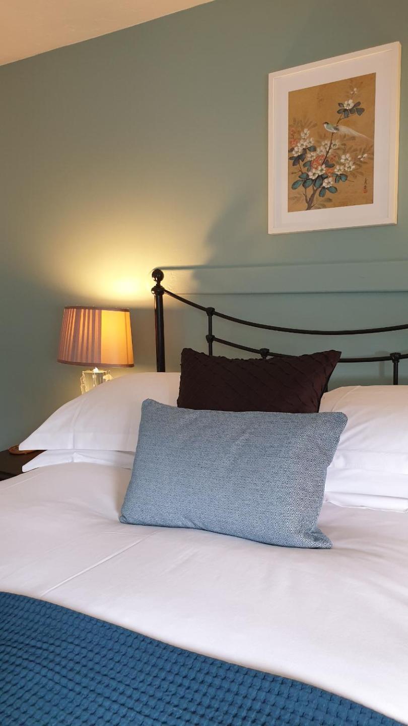 Starlings Guest House