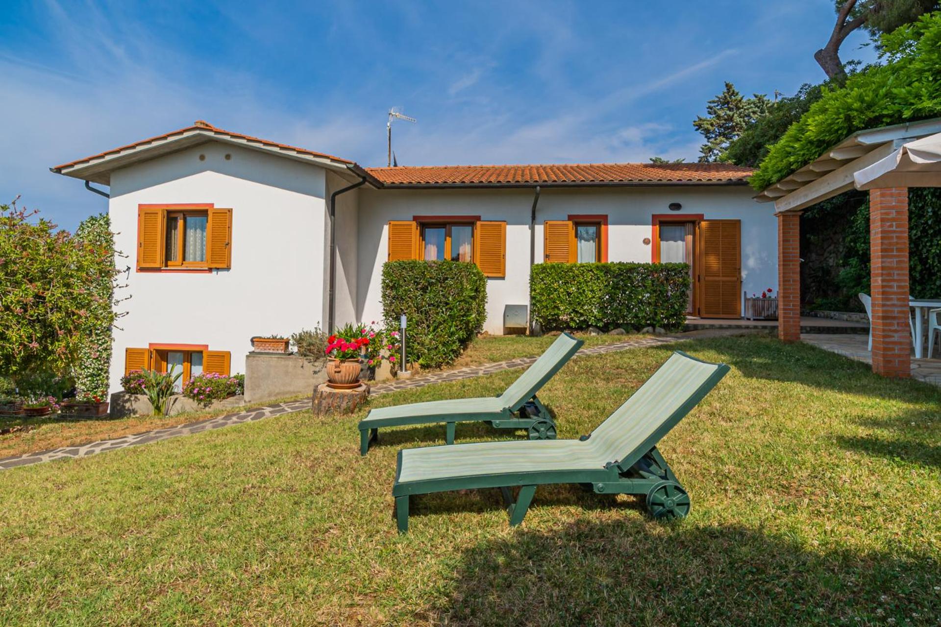 Appartamento villa da 2 fino a 4 persone giardino