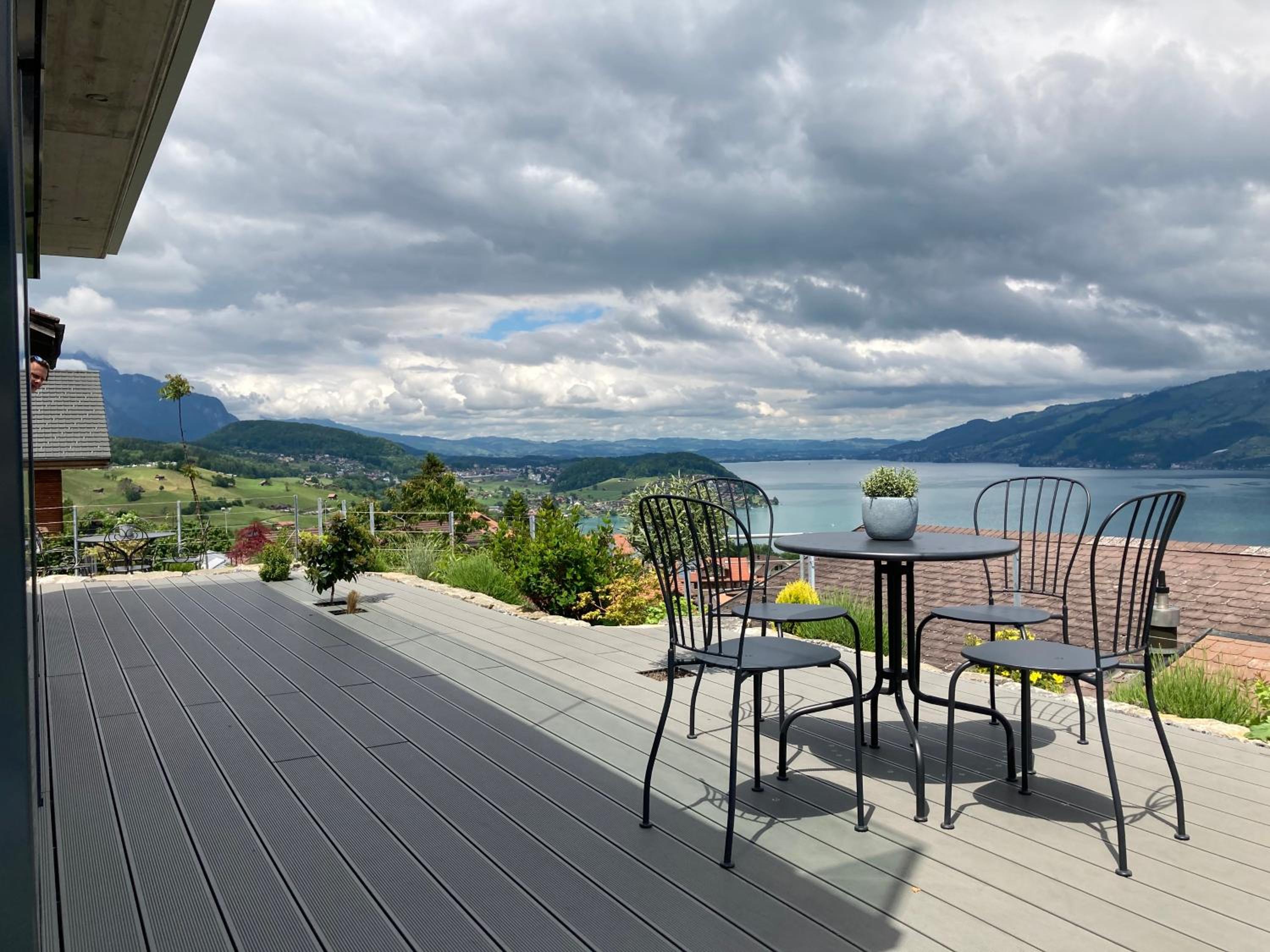 Moderne Unterkunft mit Panoramablick auf Thunersee view 4