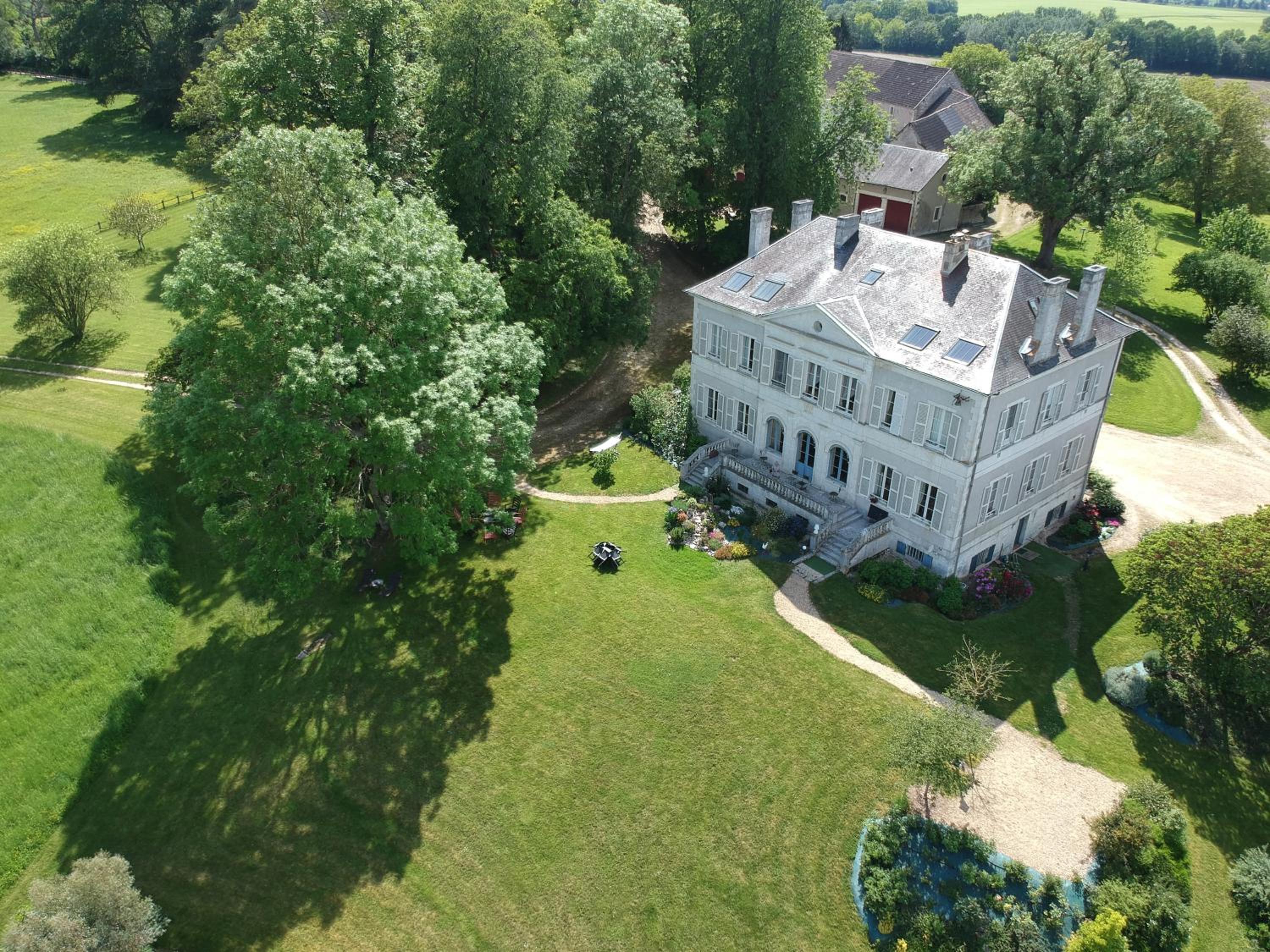 B&B Château de Preuil view 2