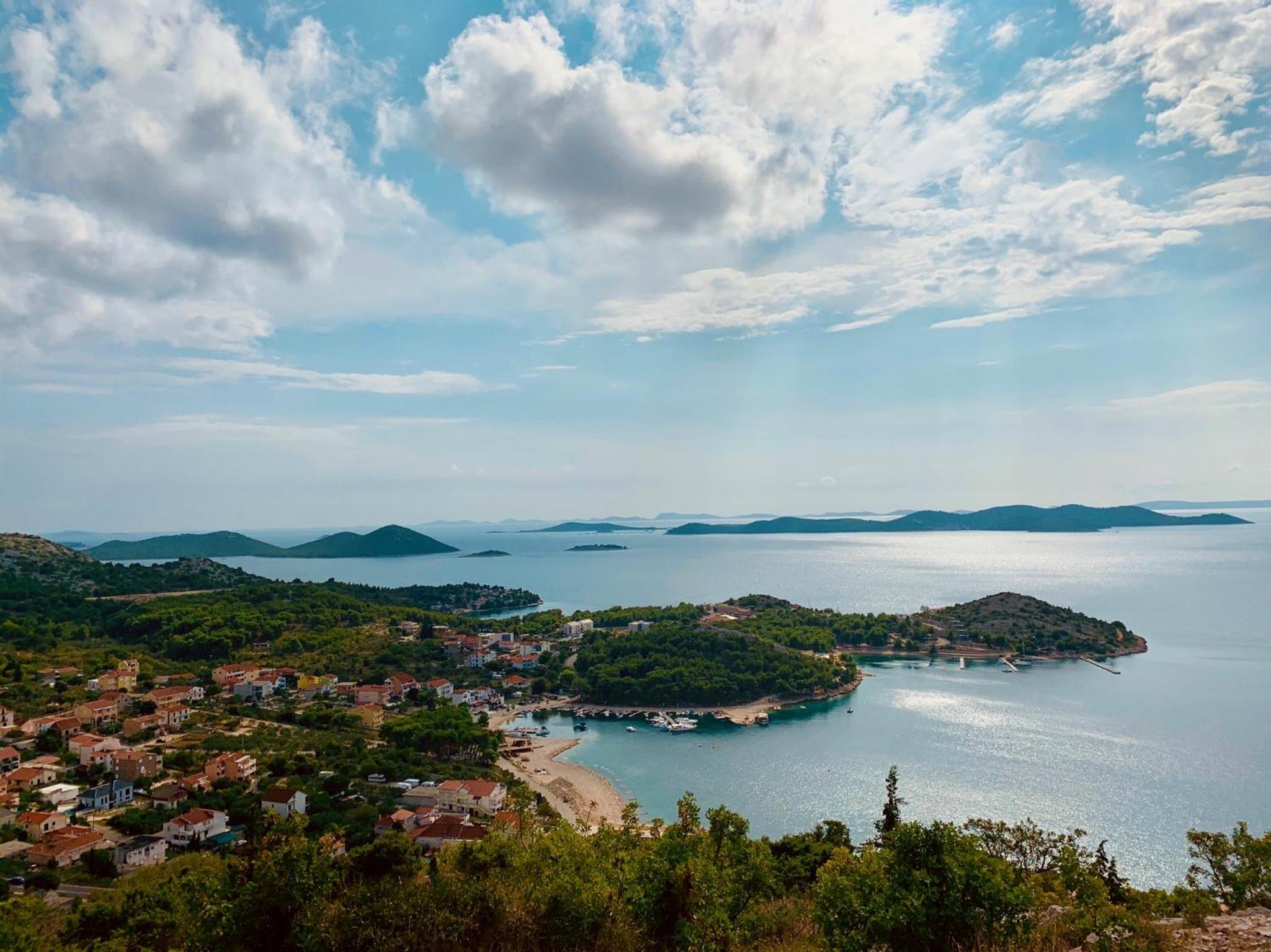 MODERN BEACH VILLAS - Buqez Camp resort view 4