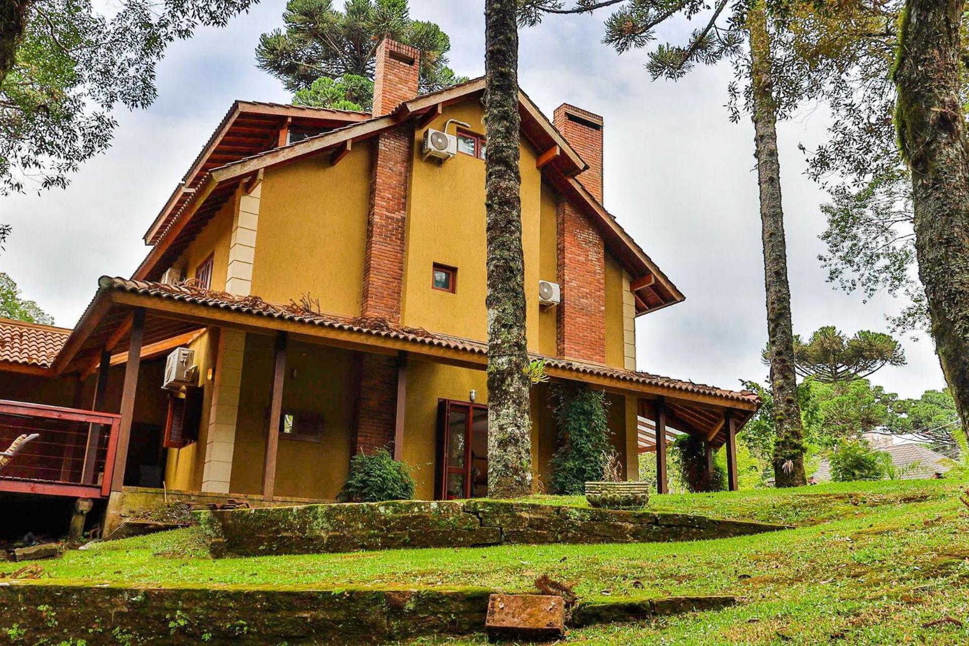 Locar-in Canela - Tríplex Laje de Pedra
