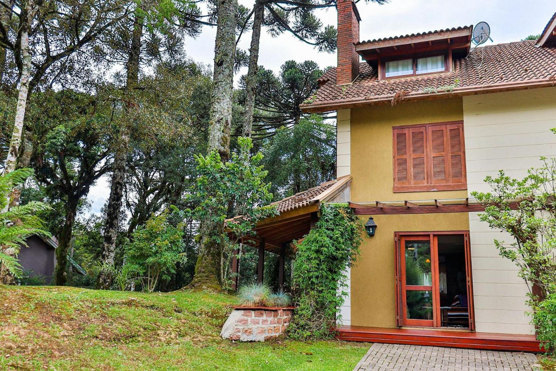 Locar-in Canela - Tríplex Laje de Pedra