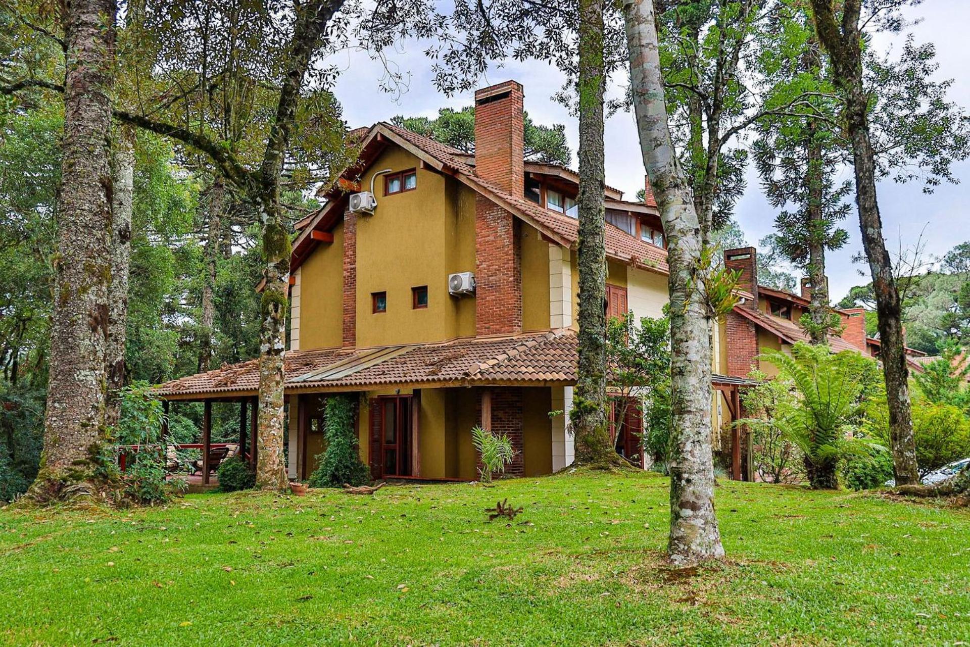 Locar-in Canela - Tríplex Laje de Pedra
