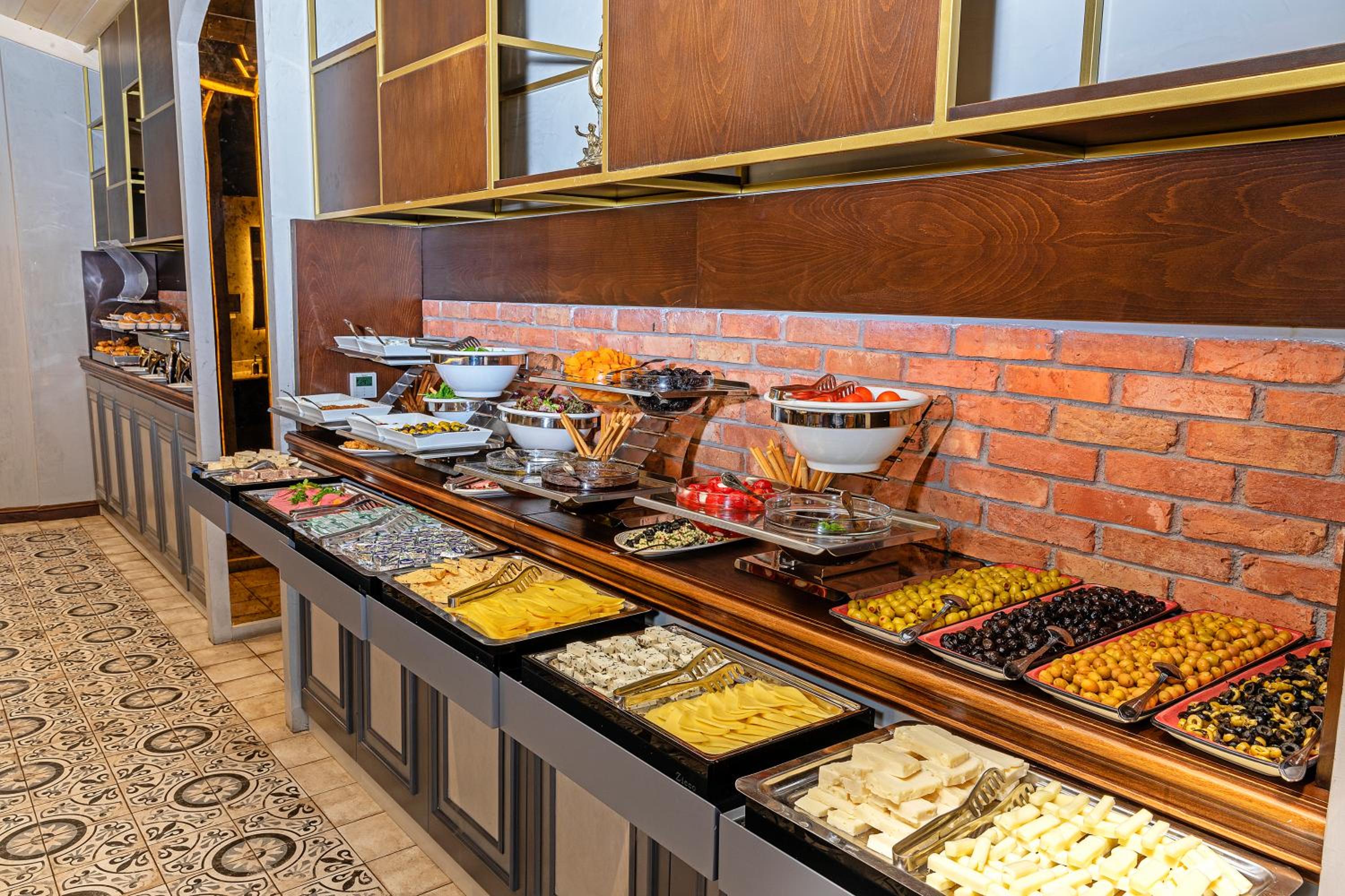 Meroddi Barnathan Hotel - Image 21