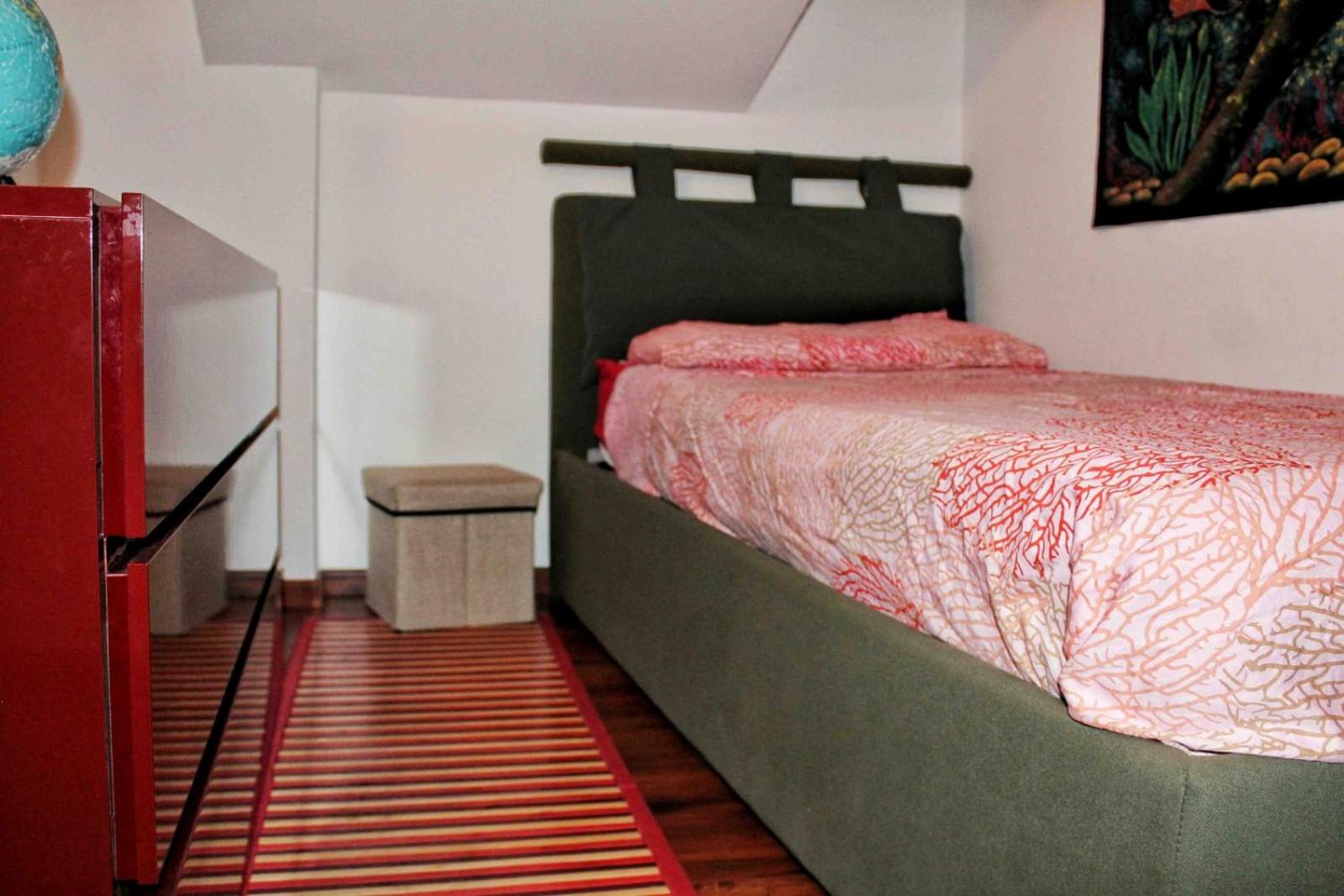 Casa Thomas en Sanremo — hotel room