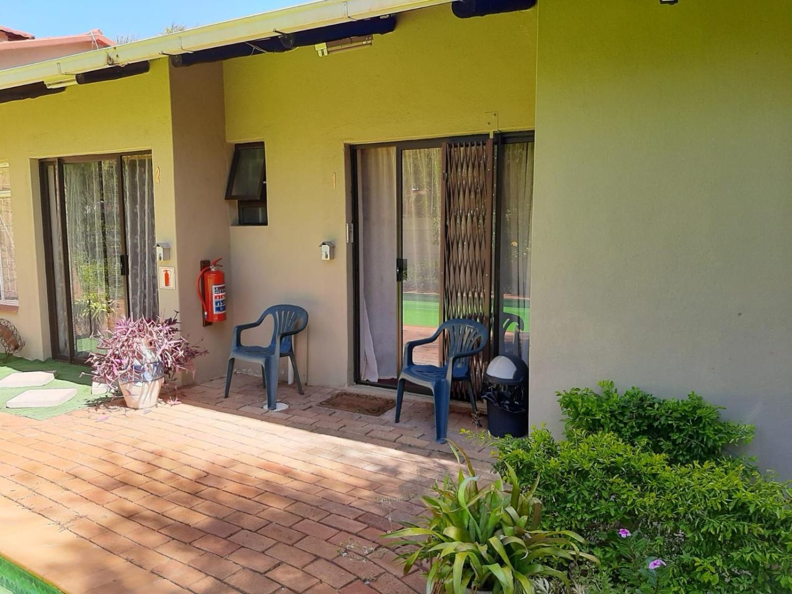 Chariots Guest House