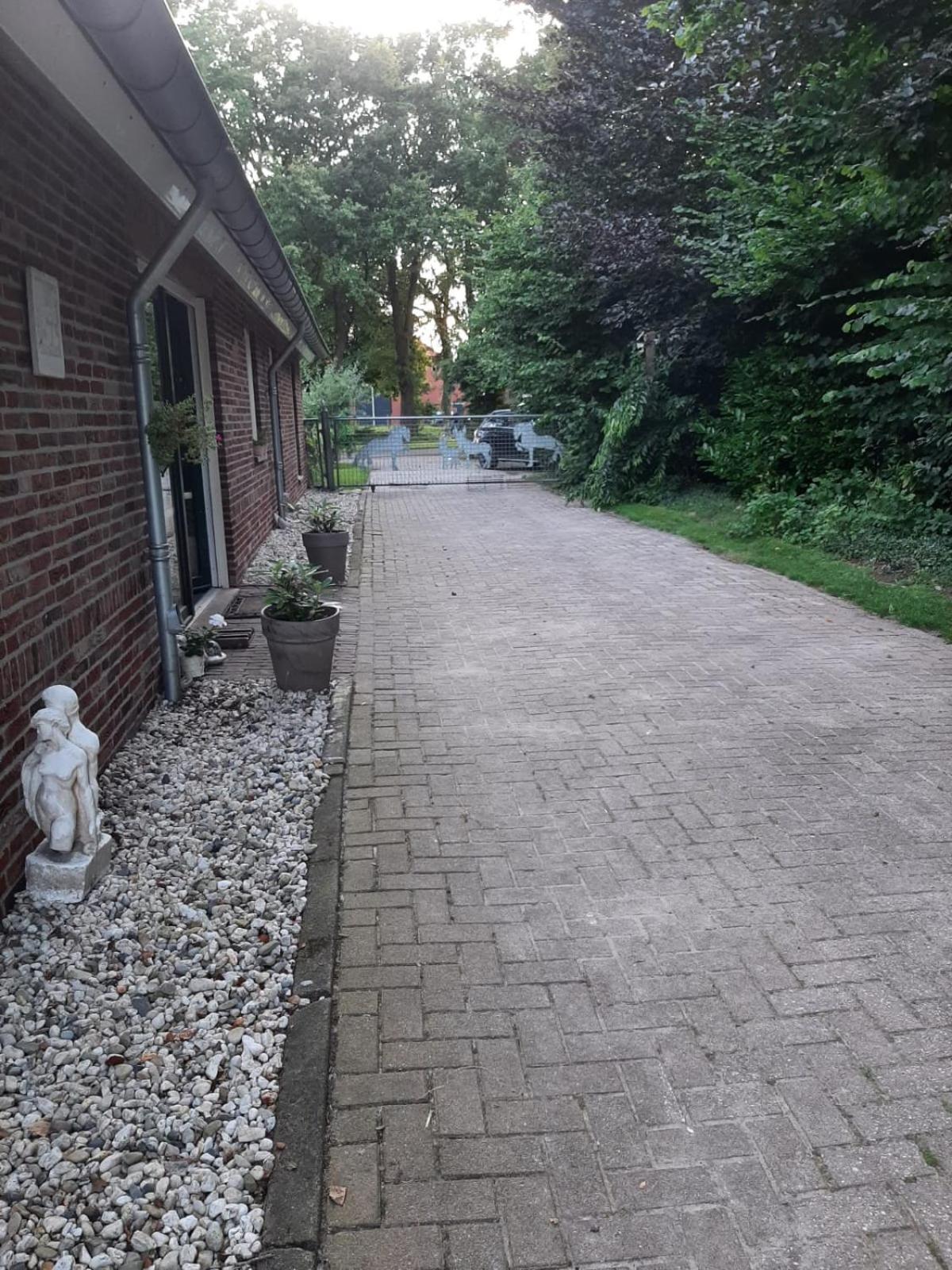T Wolthoes en Vlagtwedde