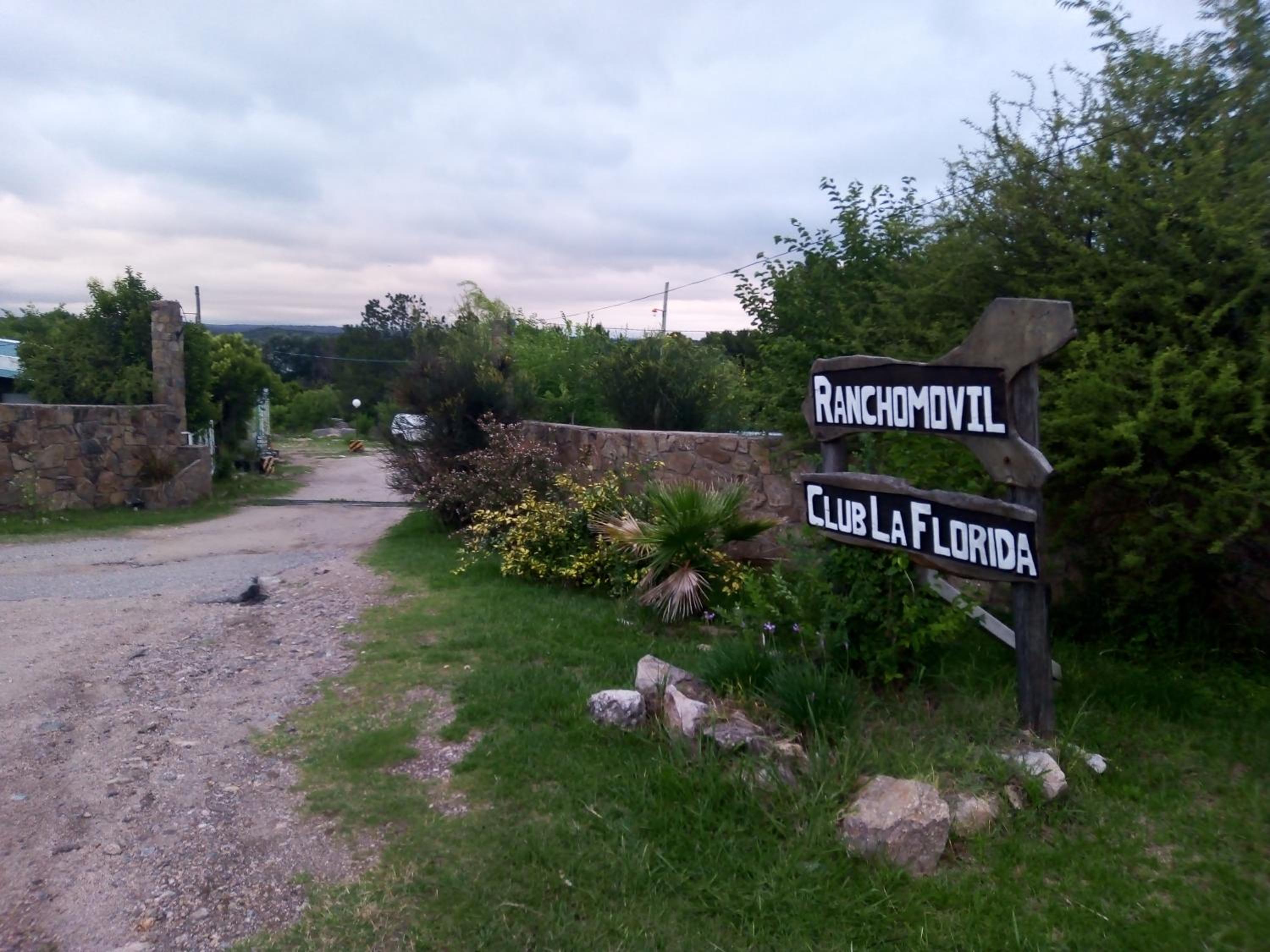 Cabaña en el lago