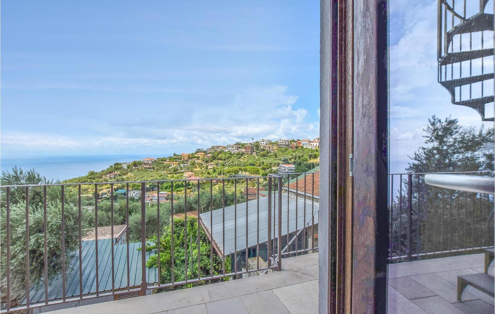 Cozy Apartment In Massa Lubrense photo 2