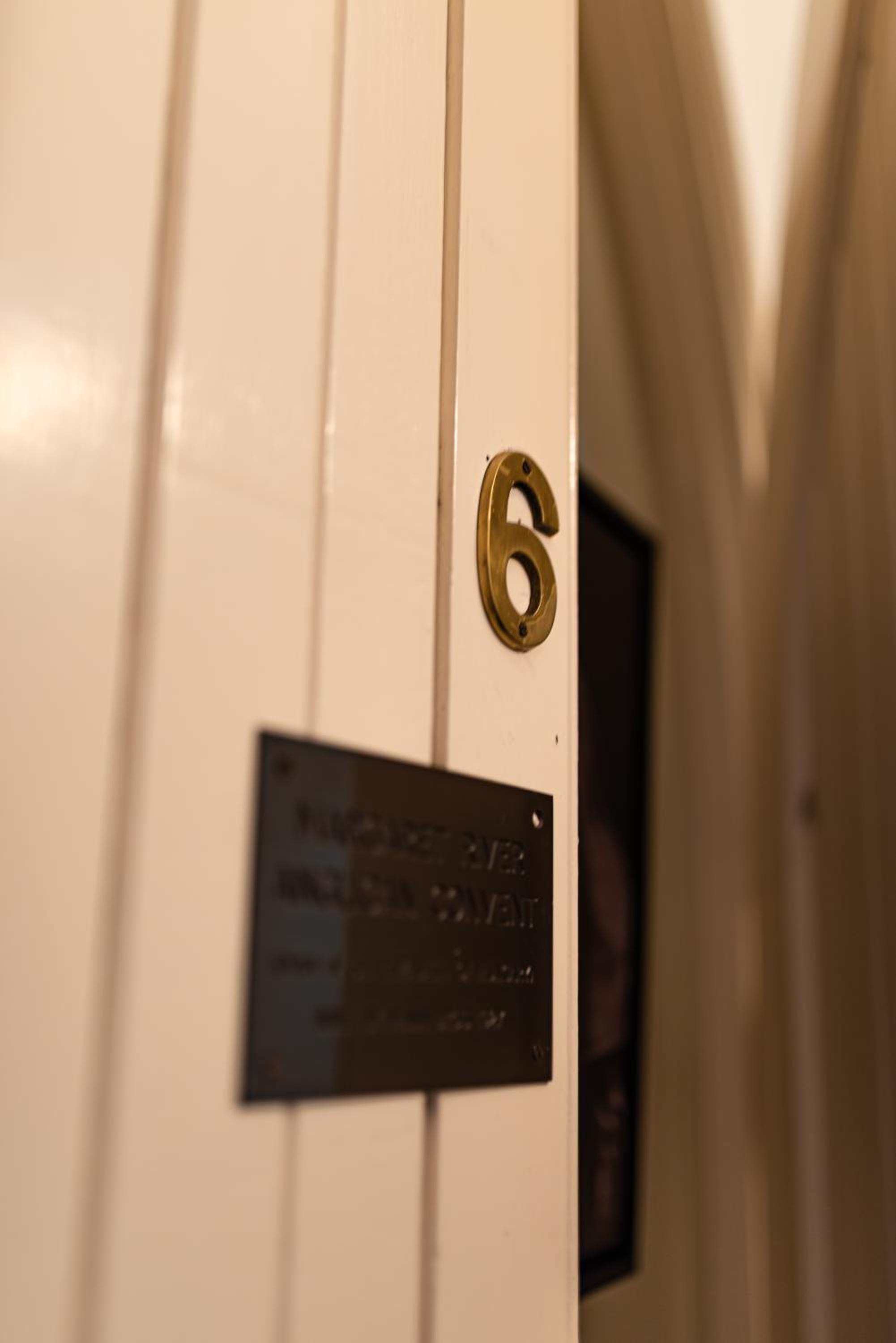 Photo 33