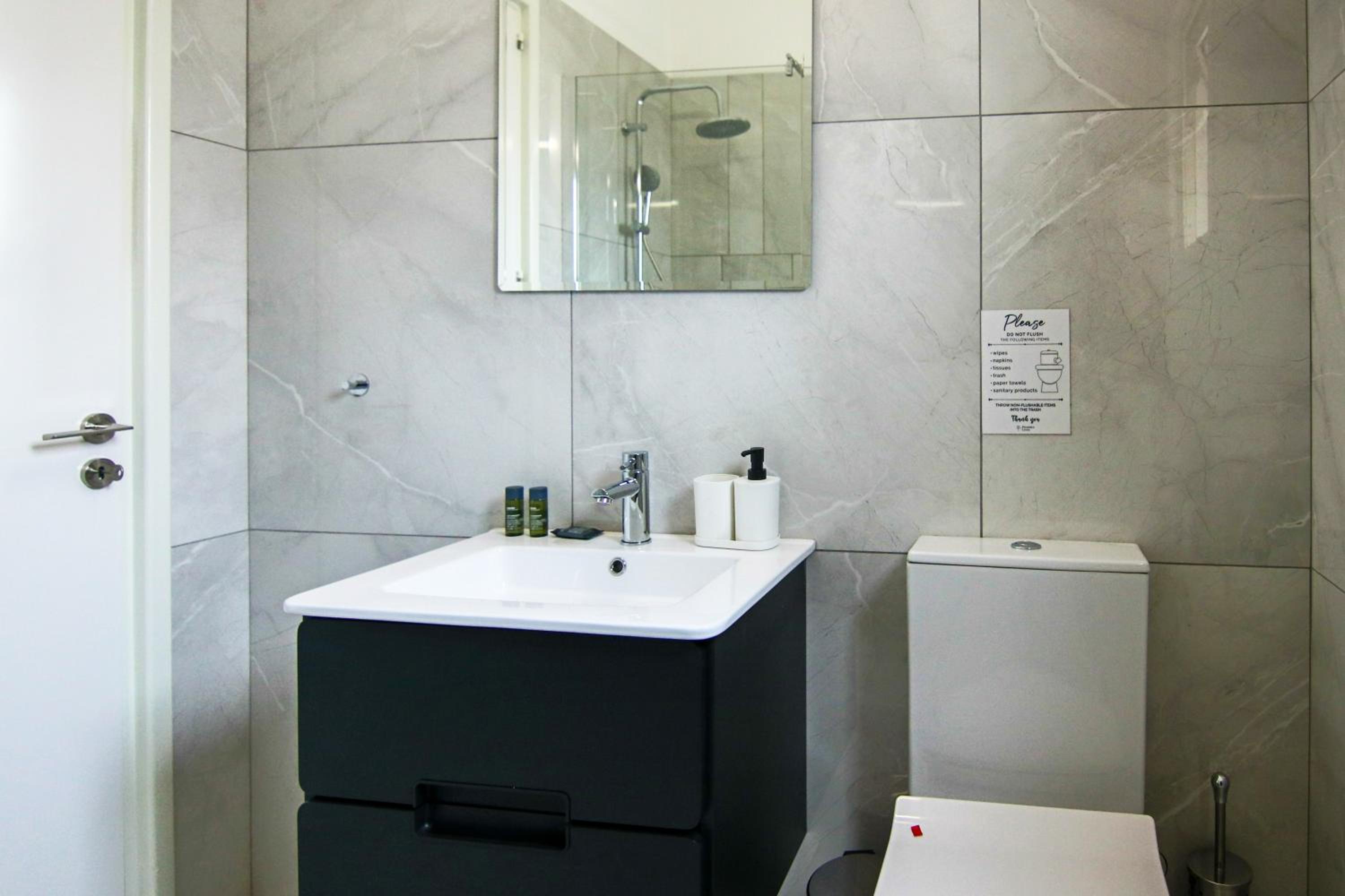 Phaedrus Living City View Luxury Iras Flat 102 view 2