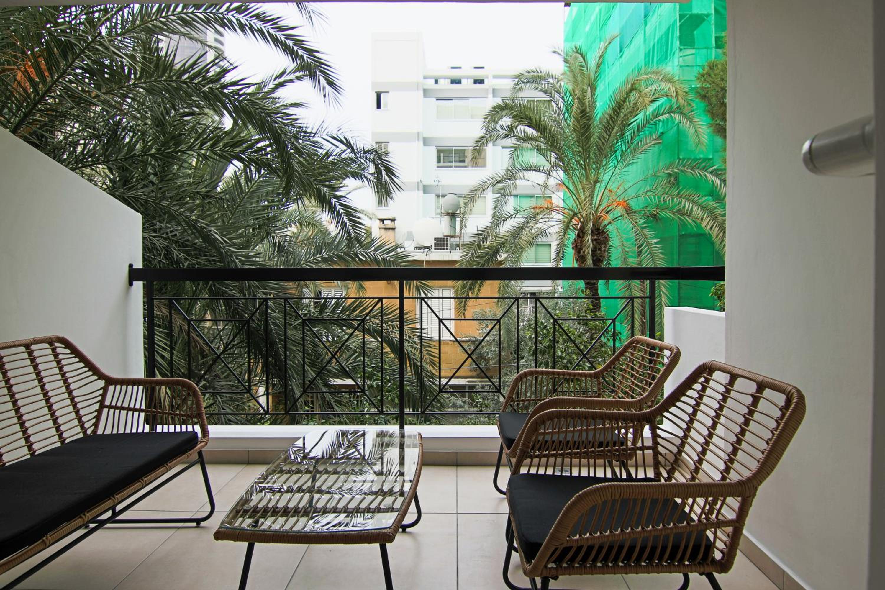 Phaedrus Living City View Luxury Iras Flat 102 view 5