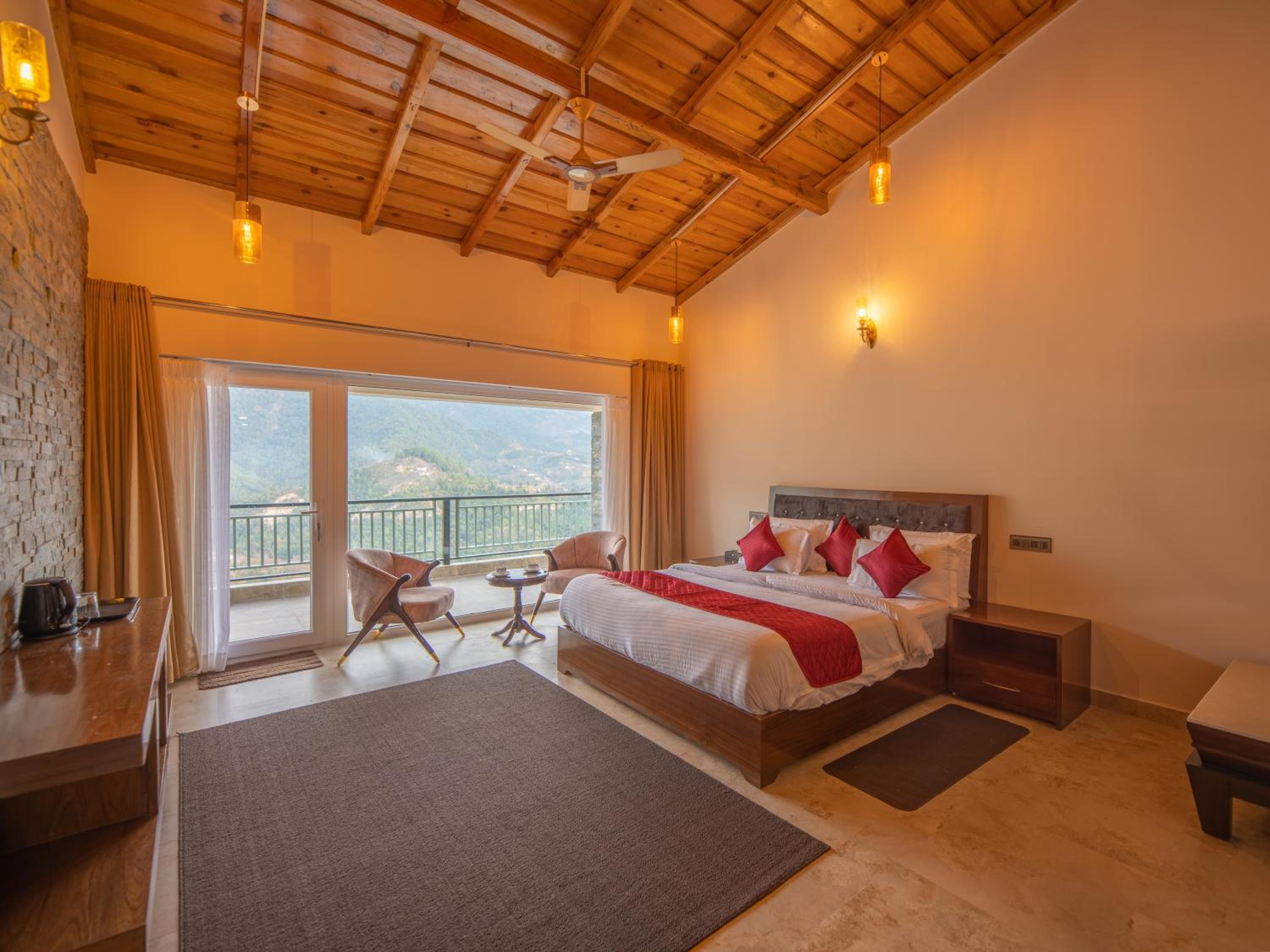 Captains Paradise At Mukteshwar Hill Station view 3