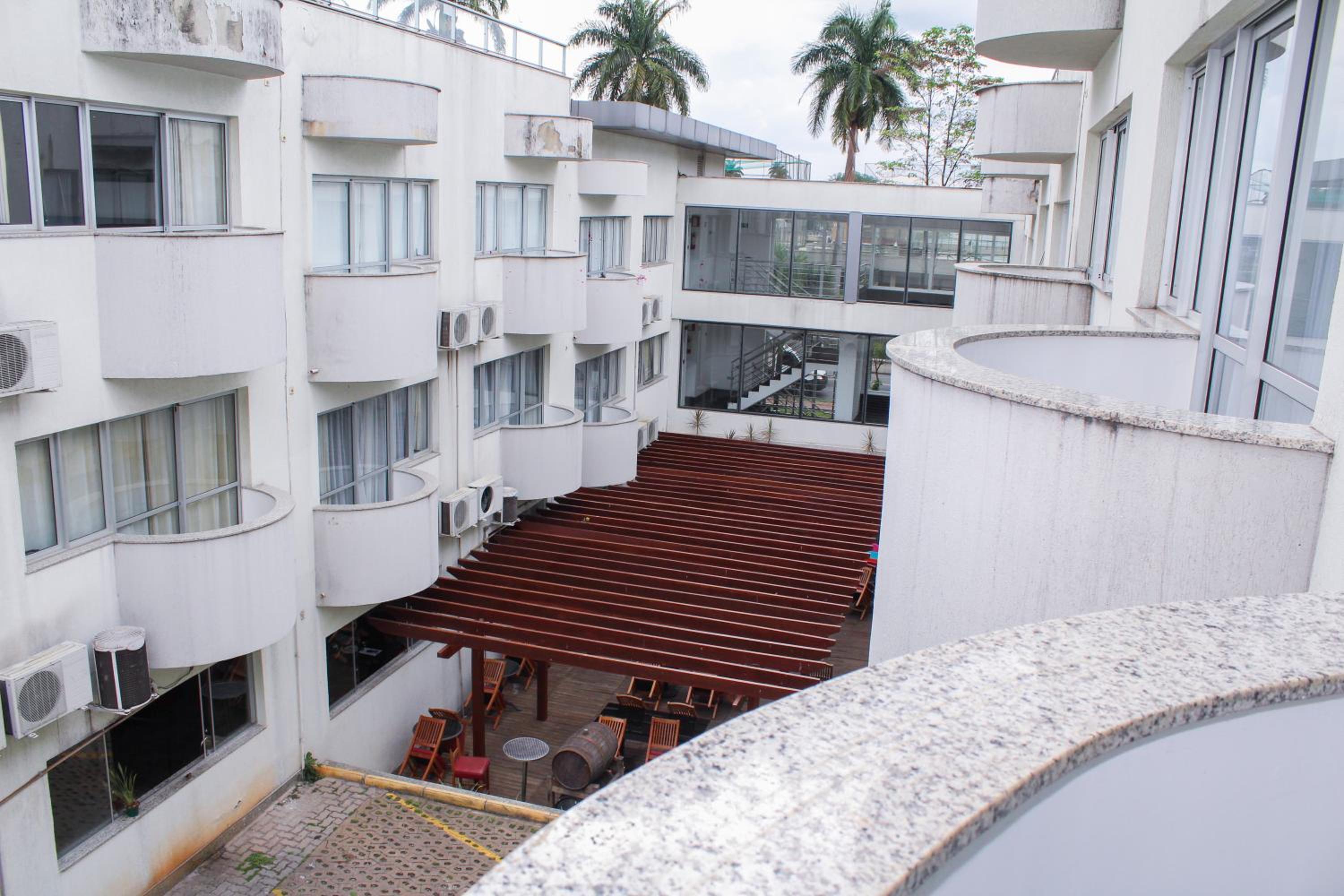Flat com Varanda-Pampulha