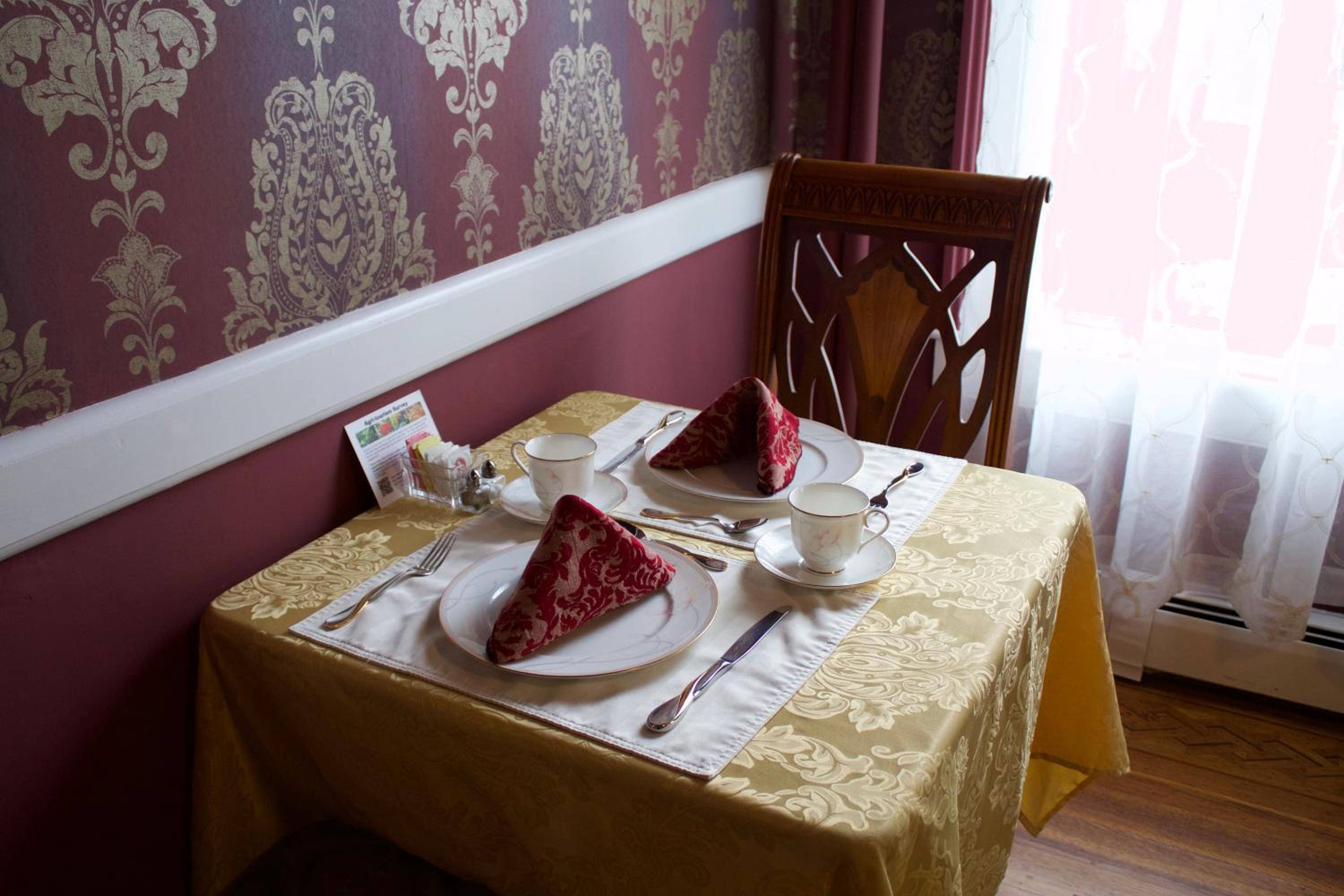 The Gridley Inn B&B