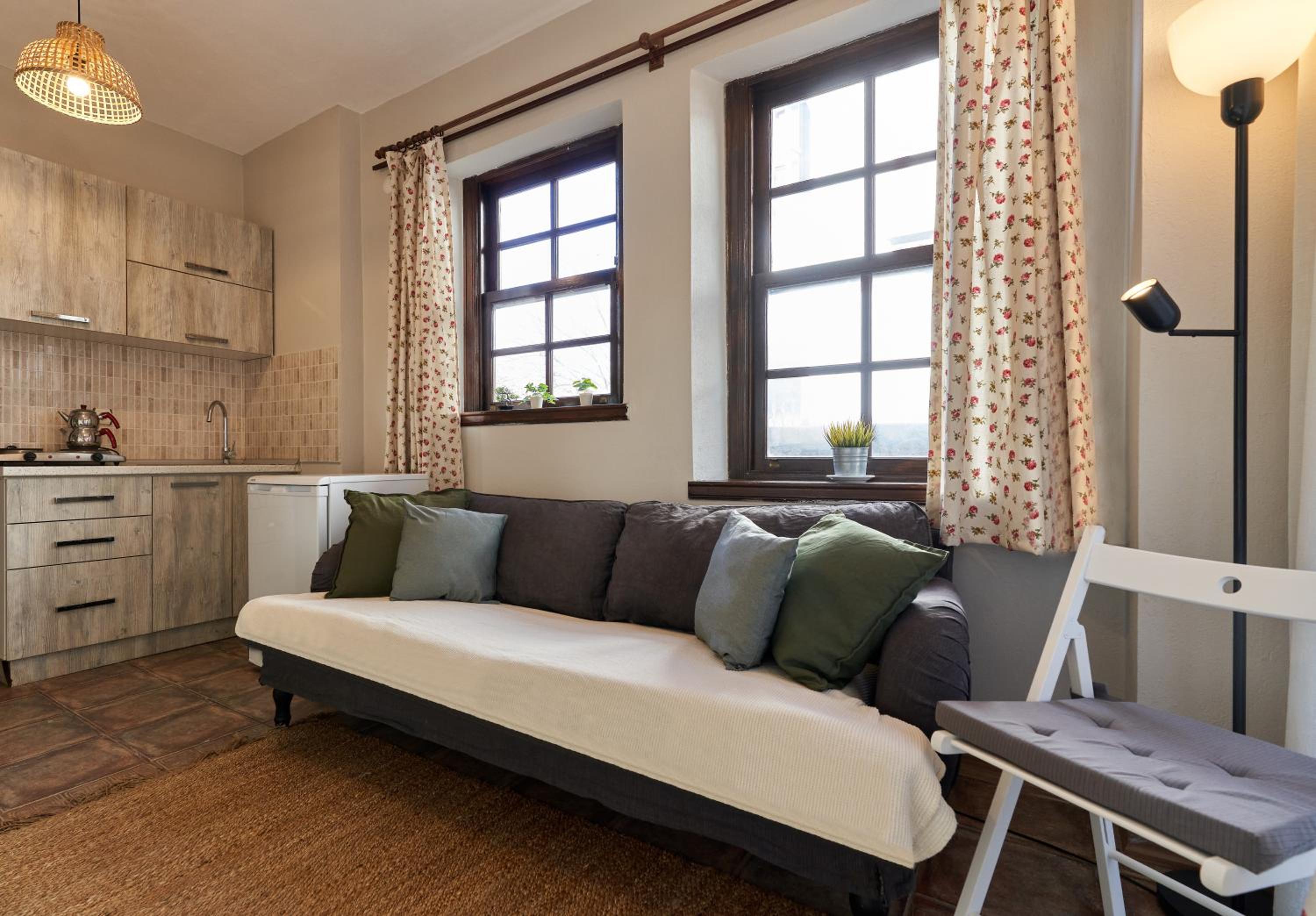 Cicerone Apart - Image 39