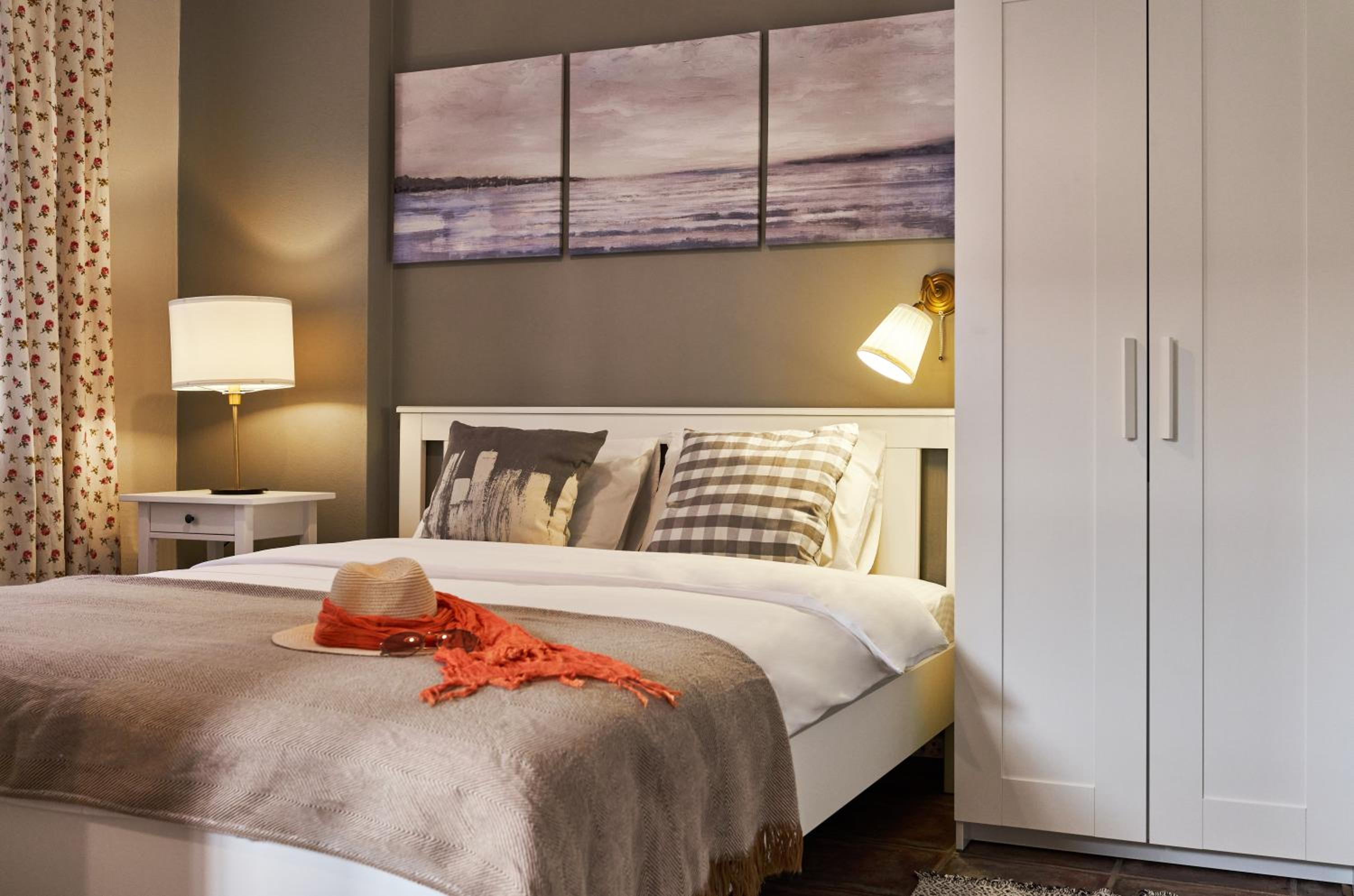 Cicerone Apart - Image 34