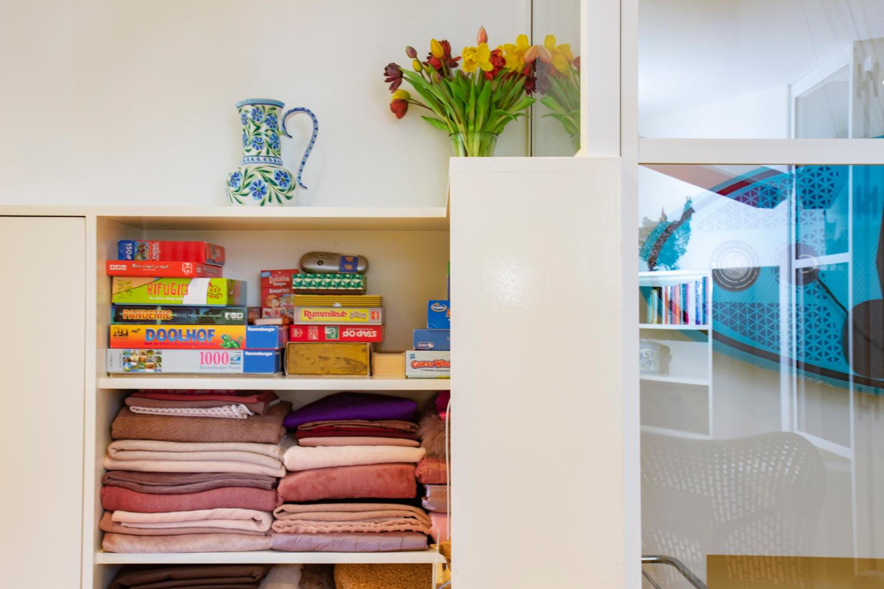 Flo's Atelier - Family studio NOTE studio is adjacent to Flo's apartment