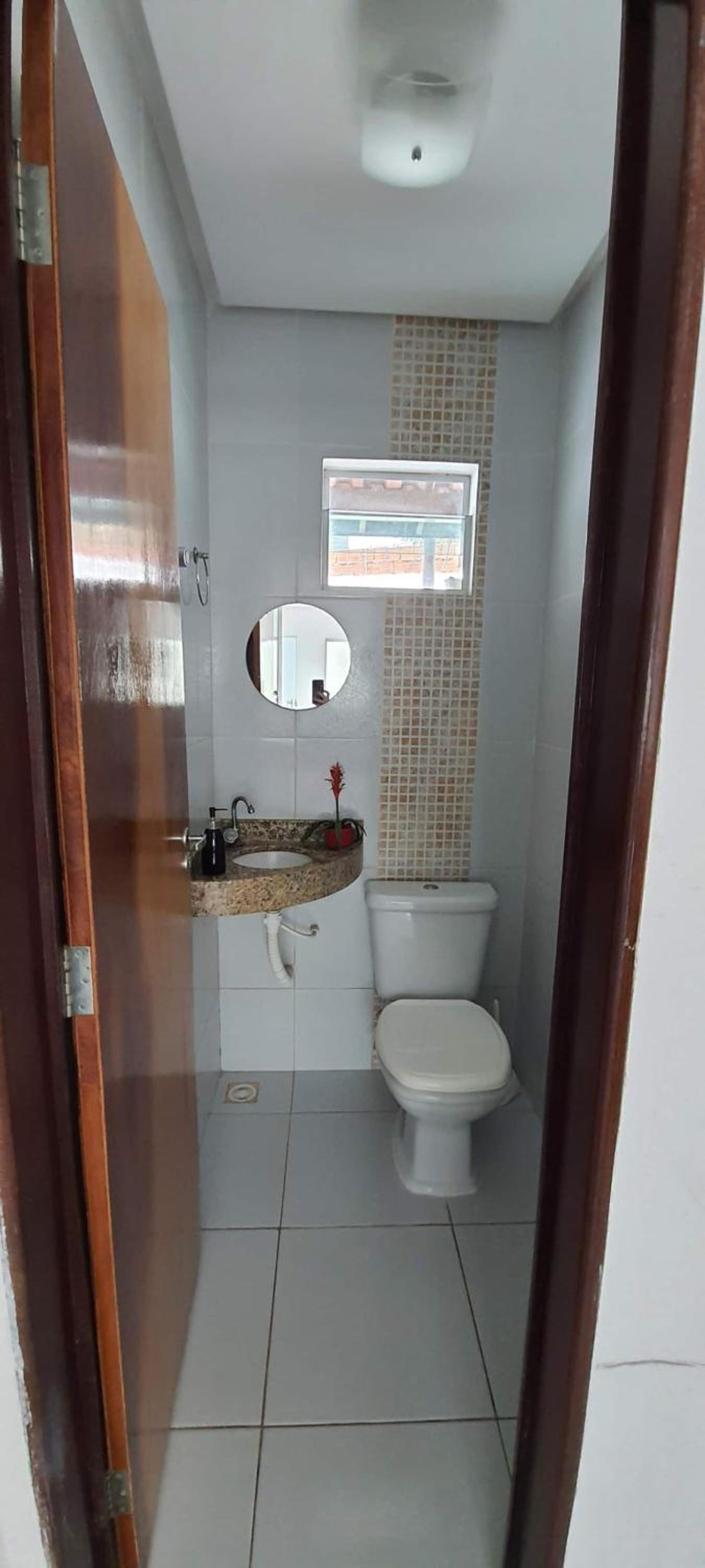 Duplex a 10min PP, com Ar, Internet, Estacionamento - Casa236