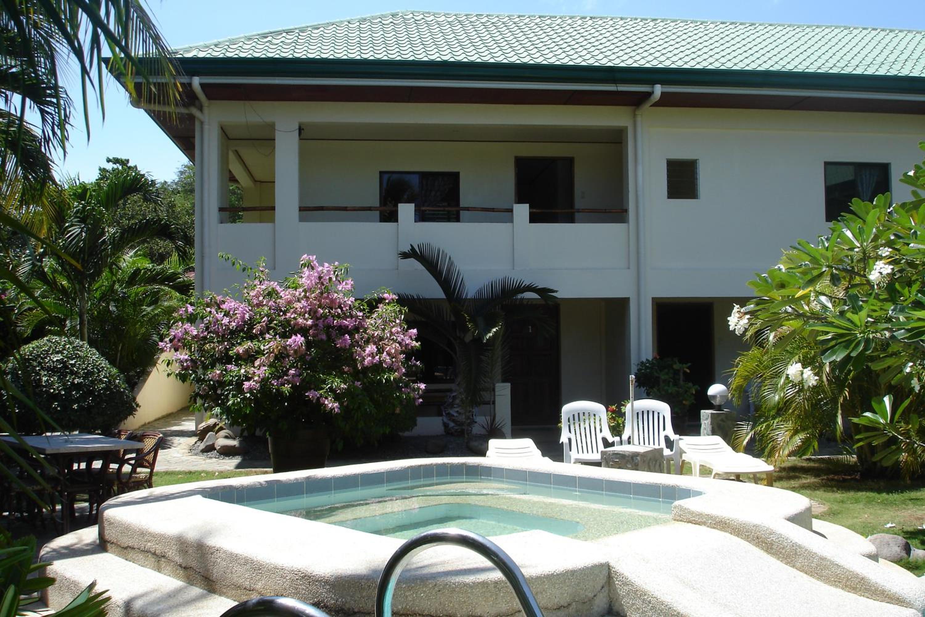 Alona Swiss Resort