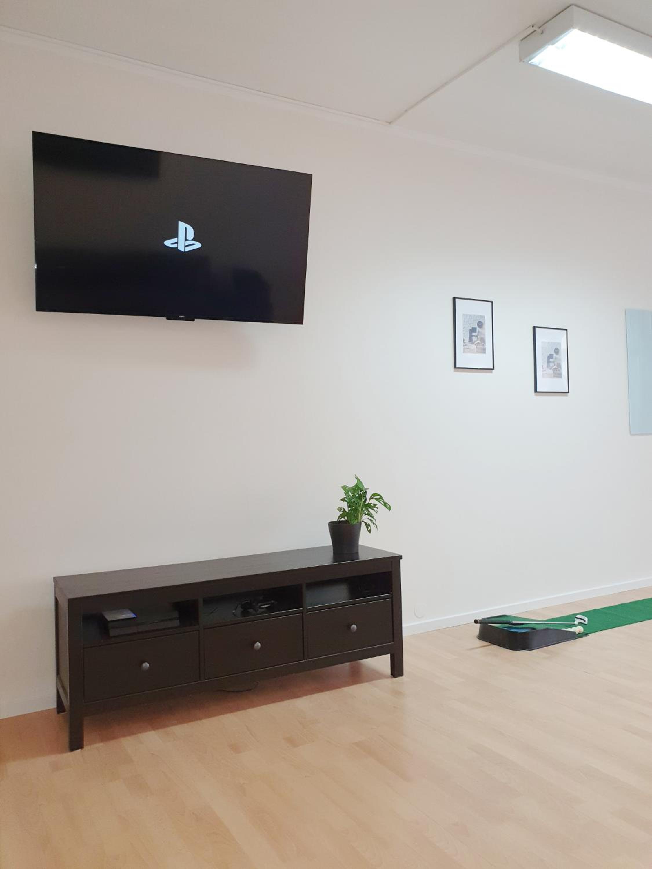Modernes, stilvolles eingerichtetes Loft