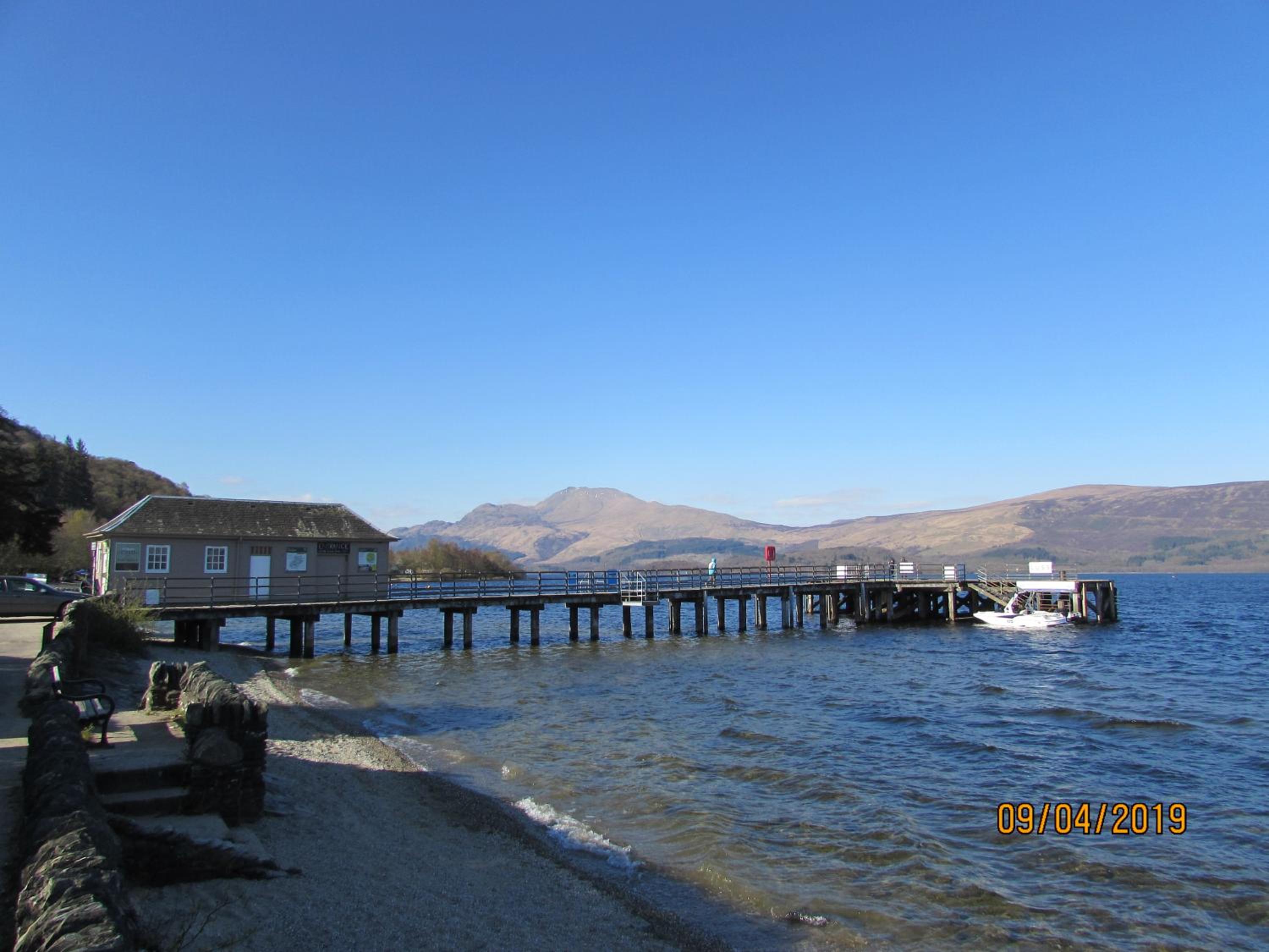 Levenside Holiday Apartment, Balloch, Loch Lomond view 4