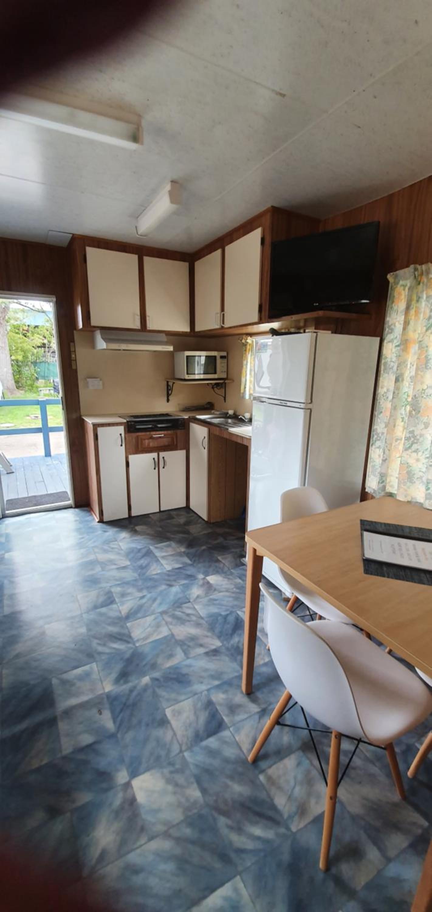 Batemans Bay Holiday Park & Hostel
