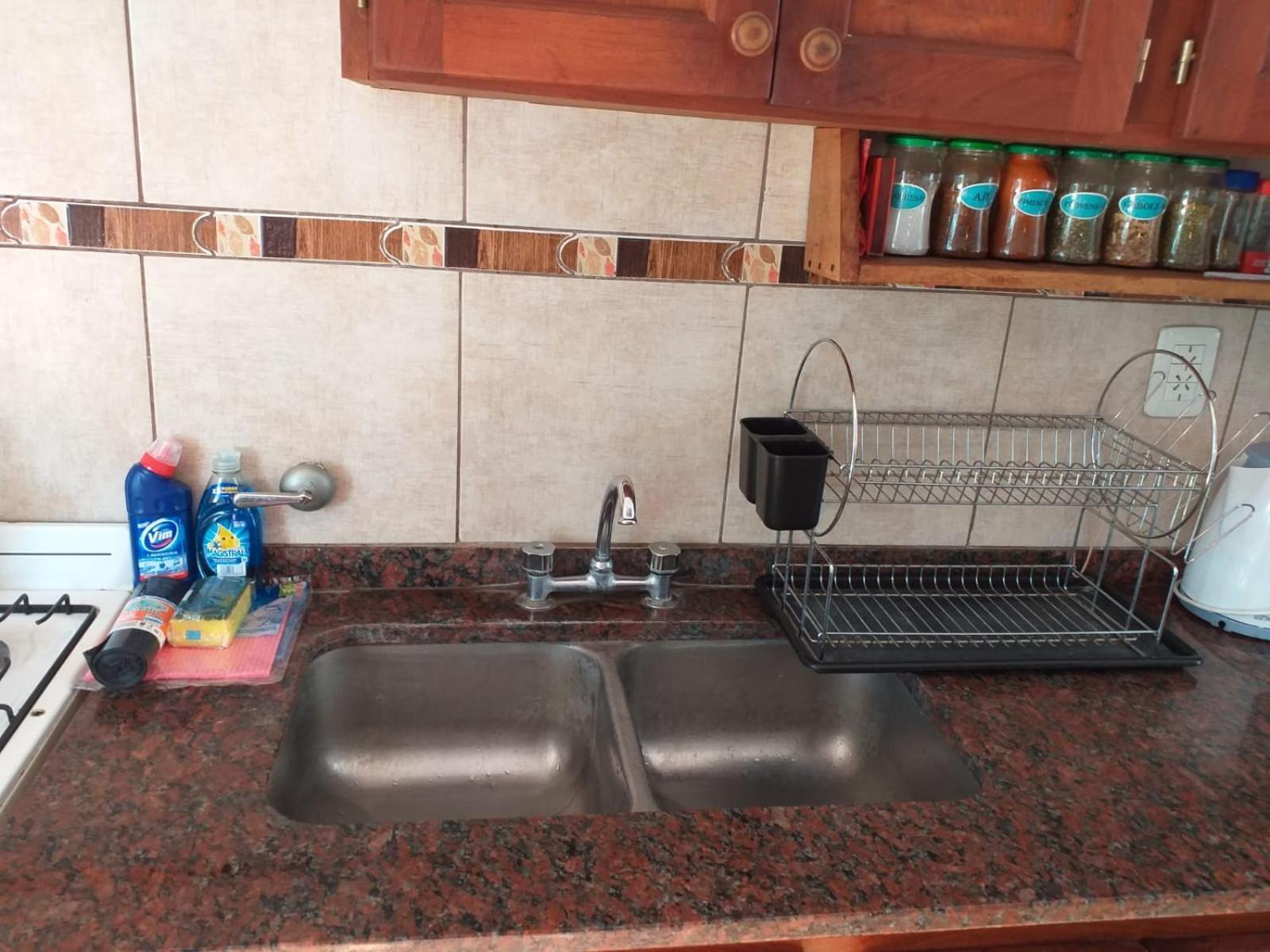 Casa Con Pileta En Roldan