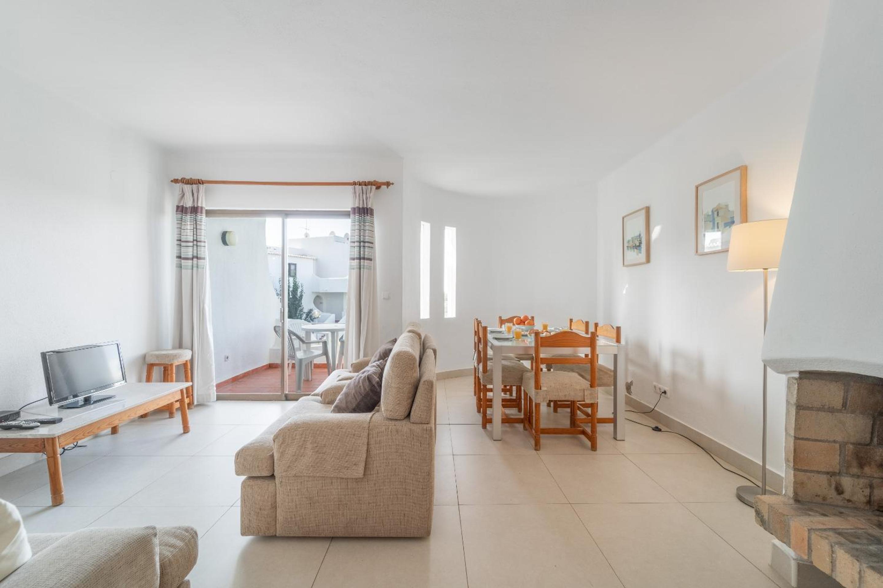 Apt 89-A São Rafael by HelloVacations view 4
