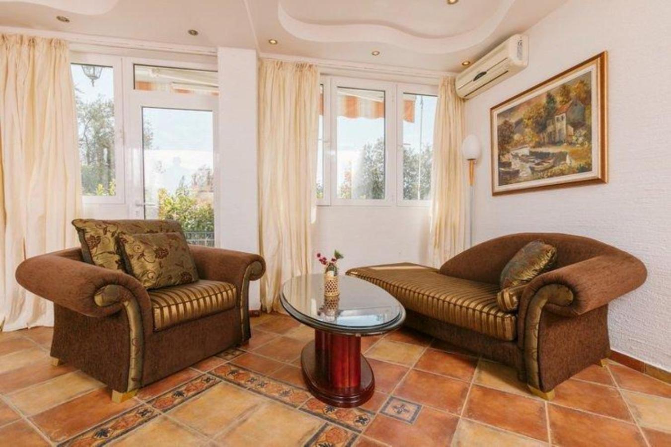 Monte Perla Residence