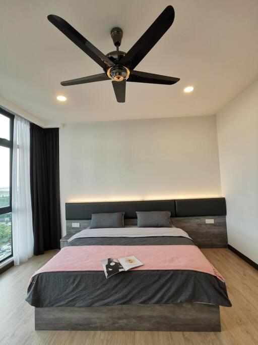 Grand Suites 4BR 12Pax Gathering First Choice WIFI NETFLIX!! 60"TV By STAY view 3