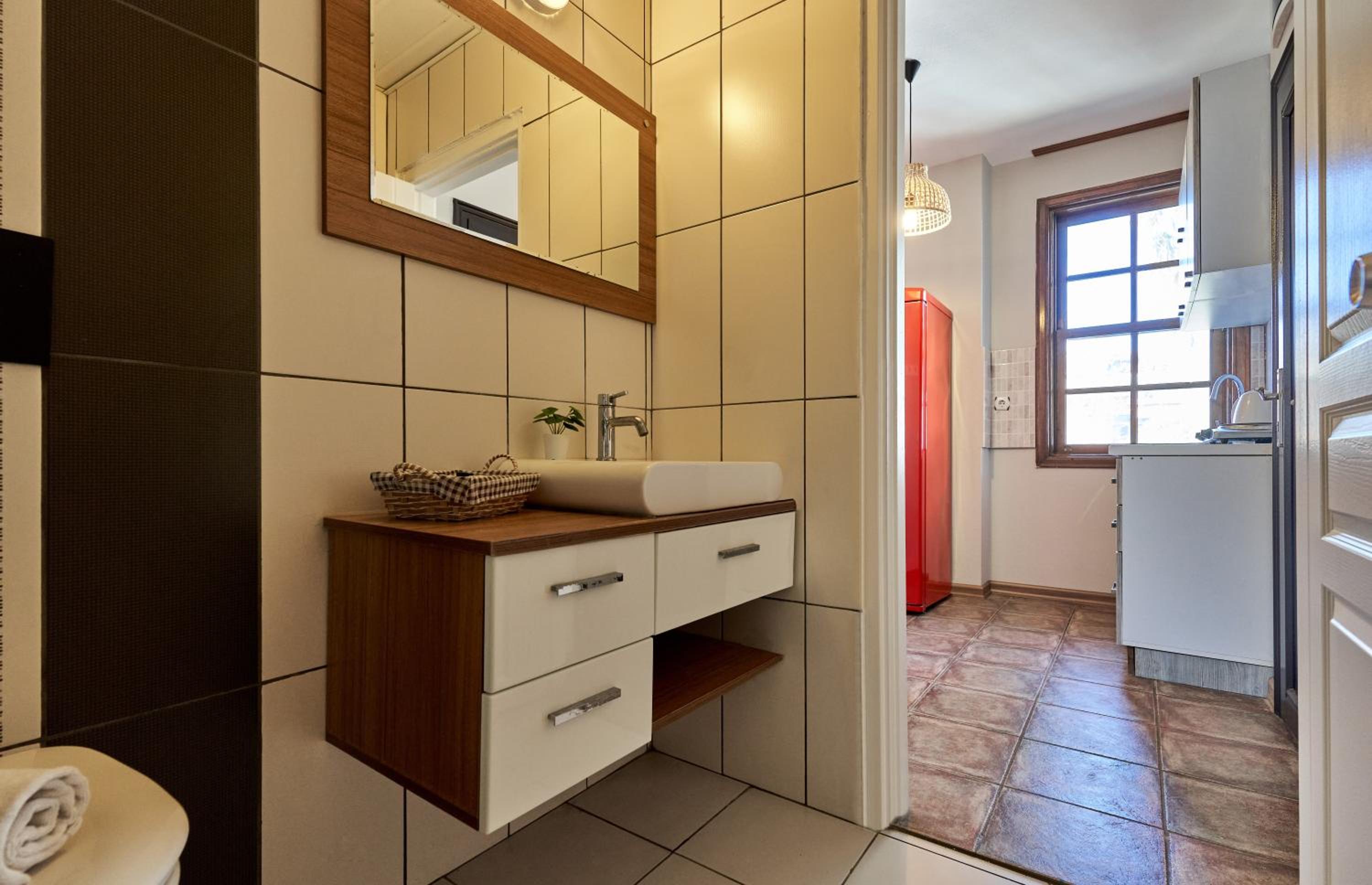 Cicerone Apart - Image 44