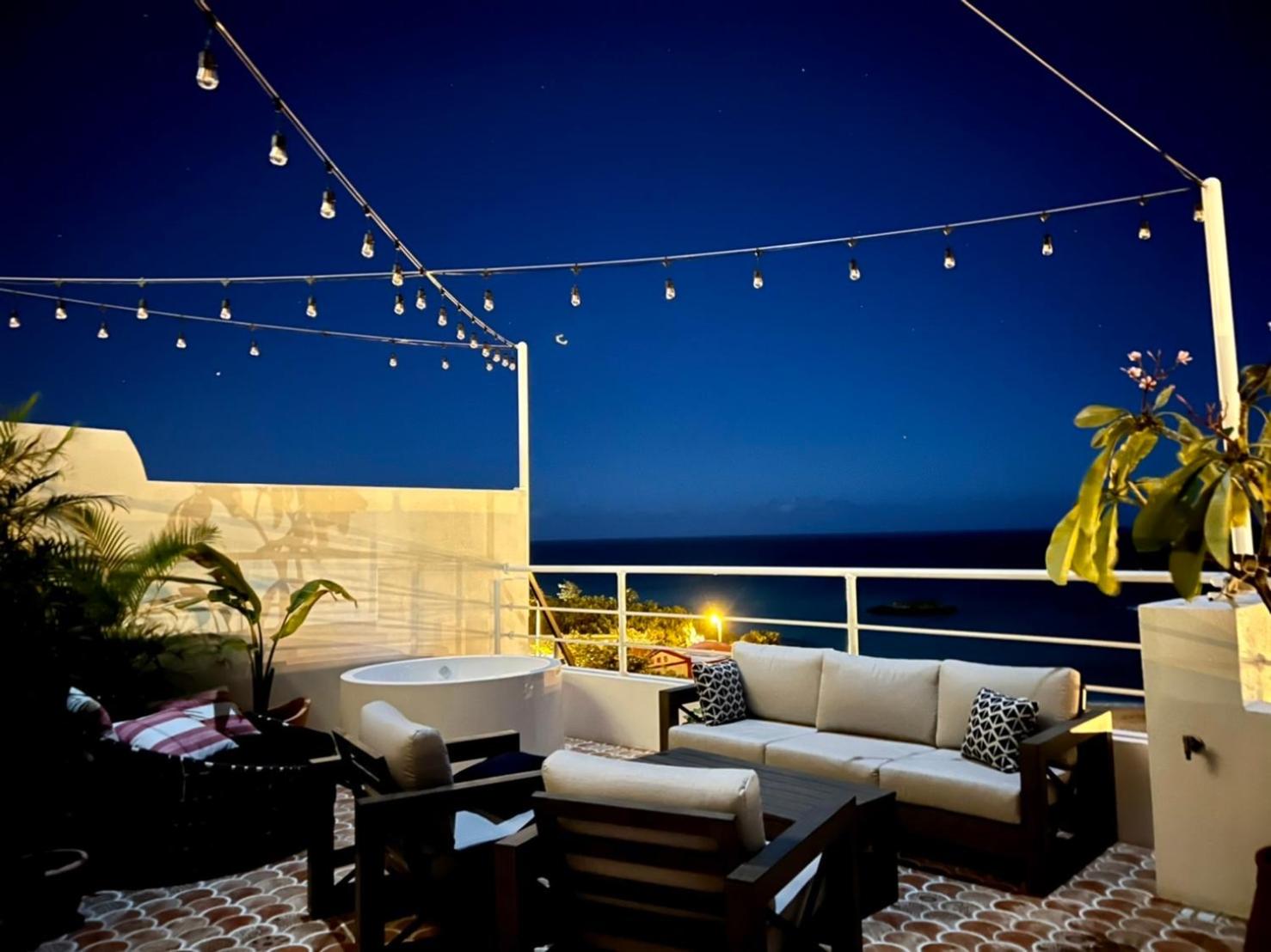 Minimi Inn-Sailrock Beach House