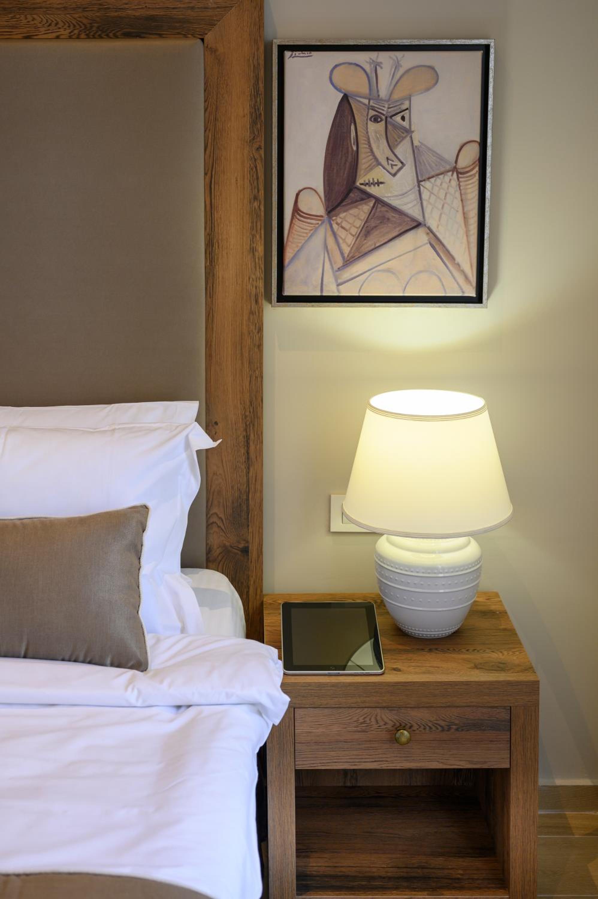 Minaret Suites and Apartments