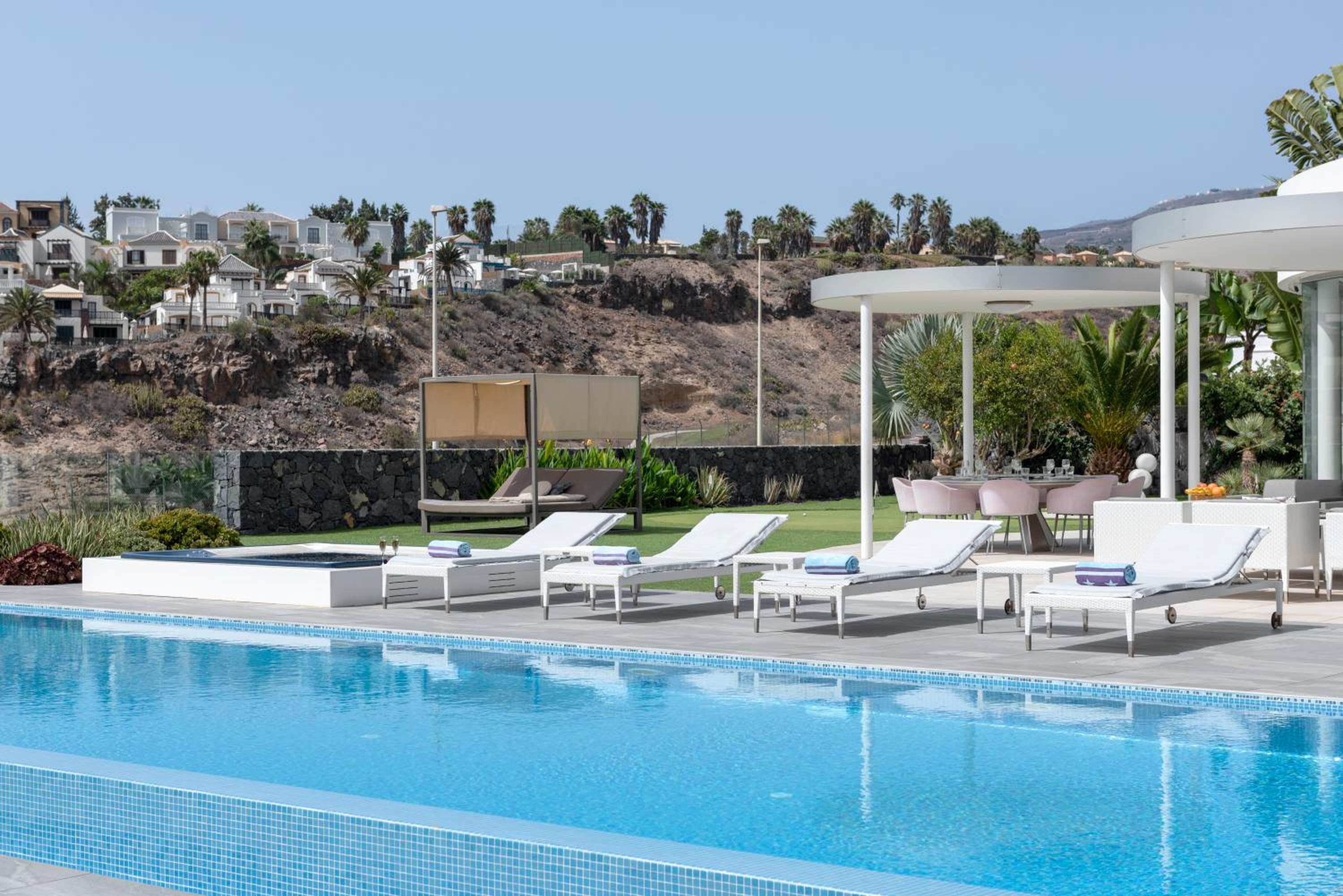Villa Equilibrium Costa Adeje view 4