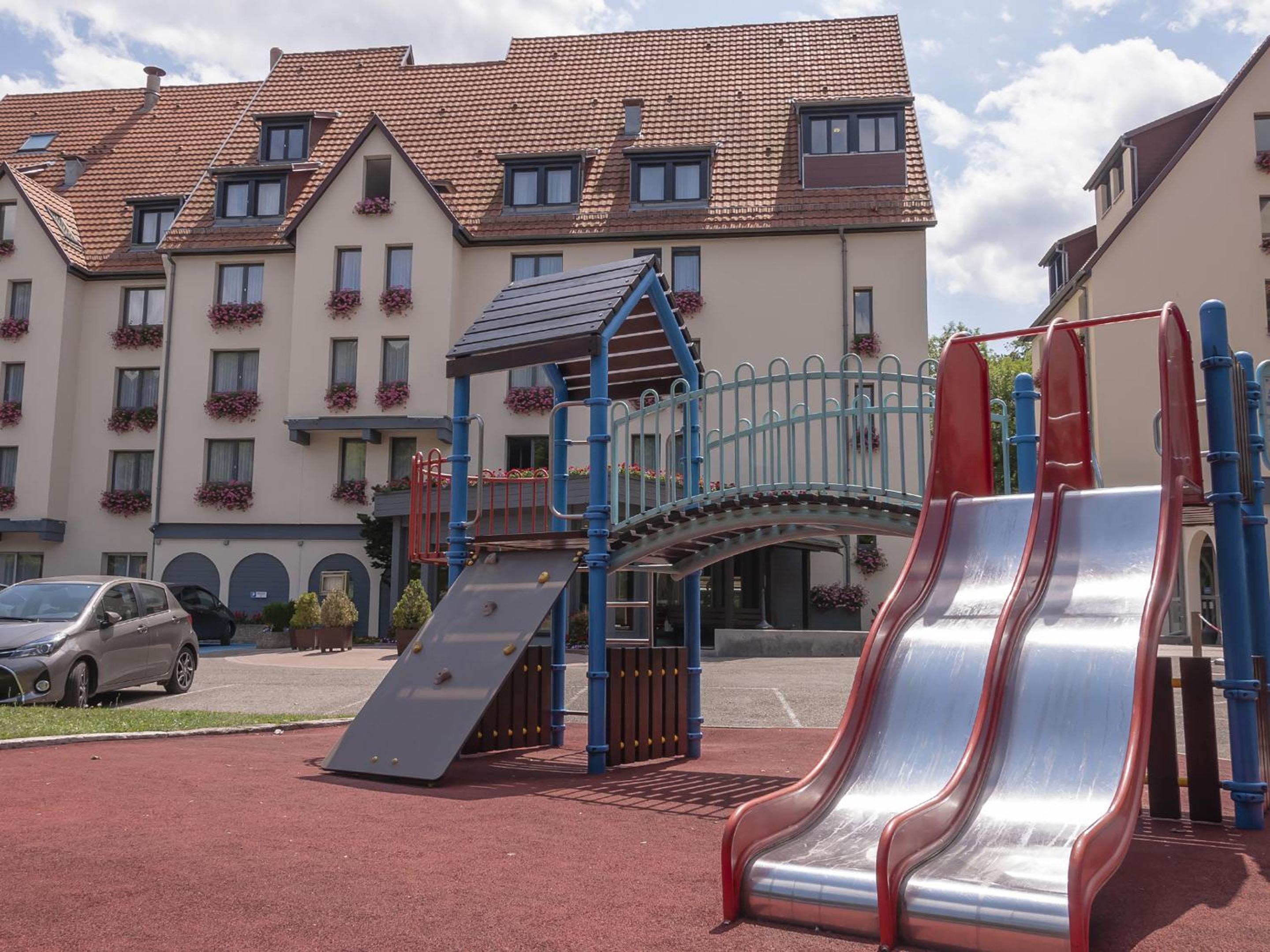 Les Appartements du Parc - Accès piscine et spa view 2