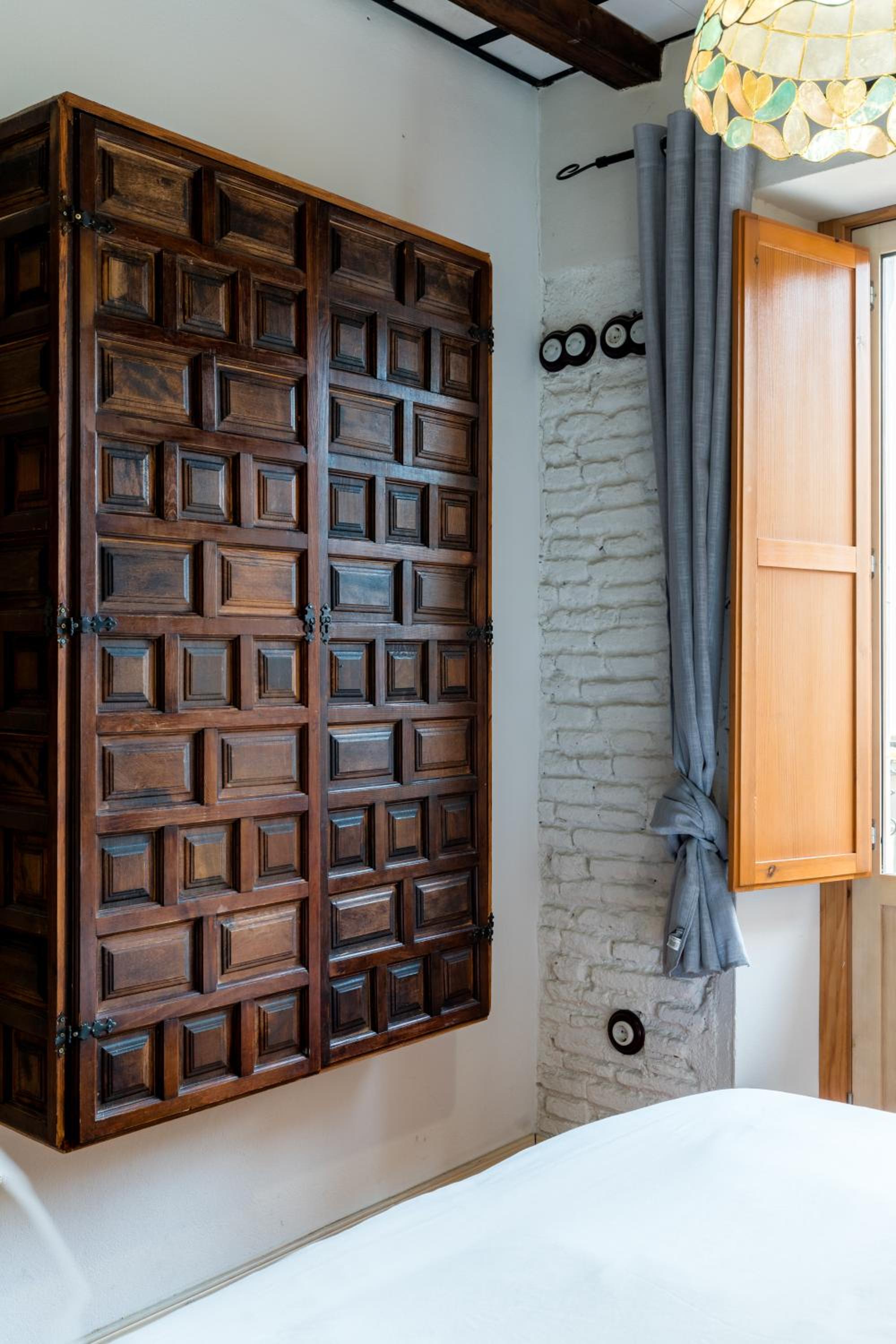 Alameda Suites Apartments